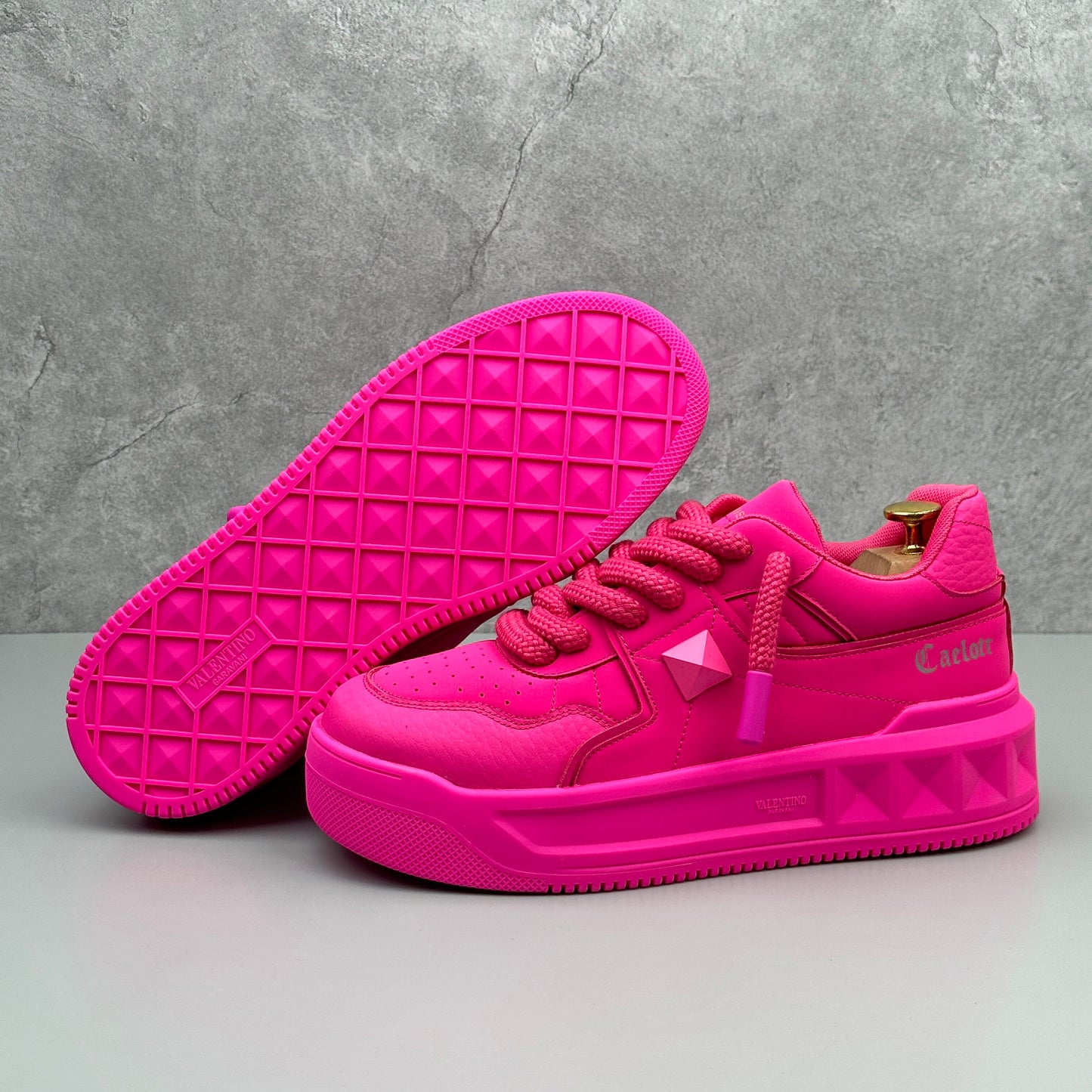 Hybriss DRAGON-X Studded Platform
