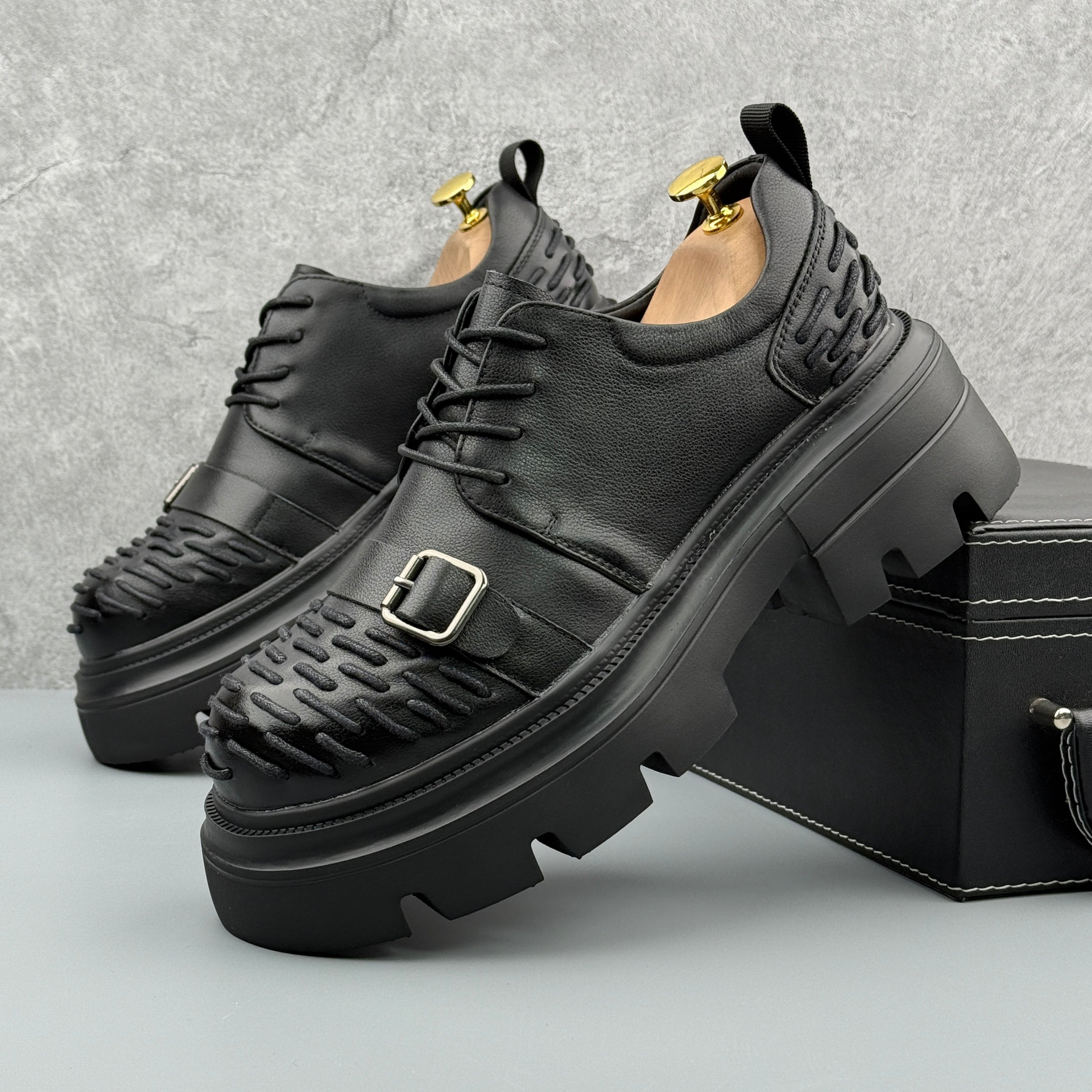 Hybriss Threadline Black– Leisure Casual Leather Shoes