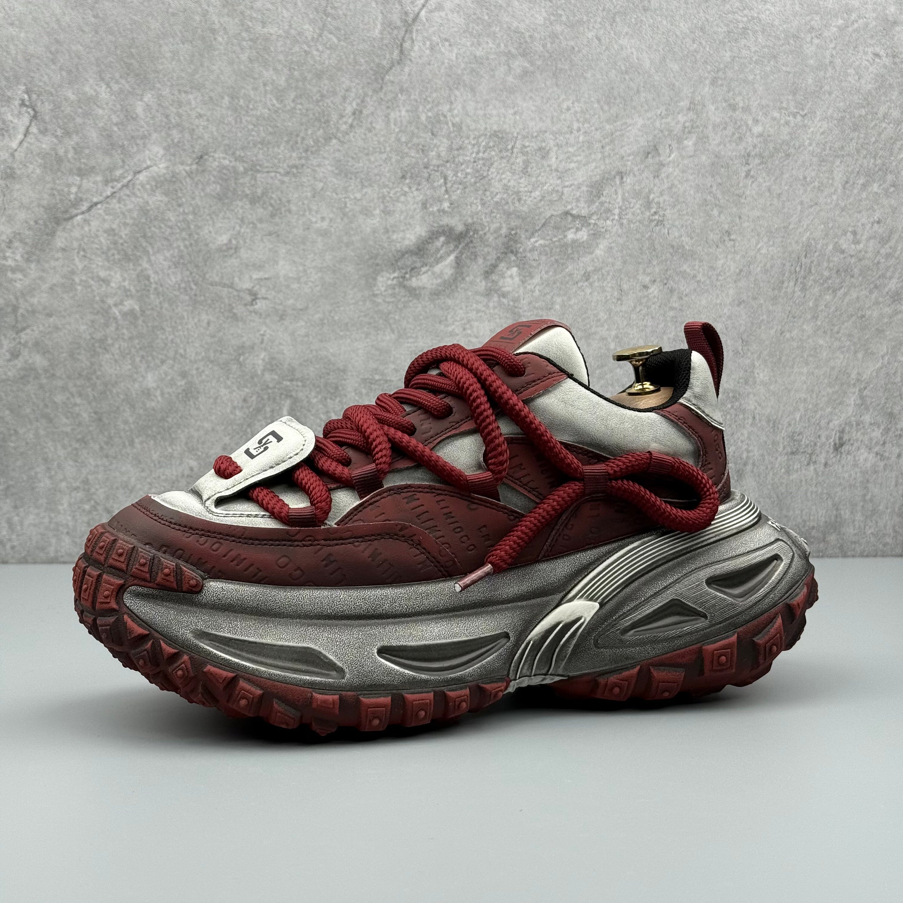 Hybriss CrossRetro White Red– Retro Dad Shoes