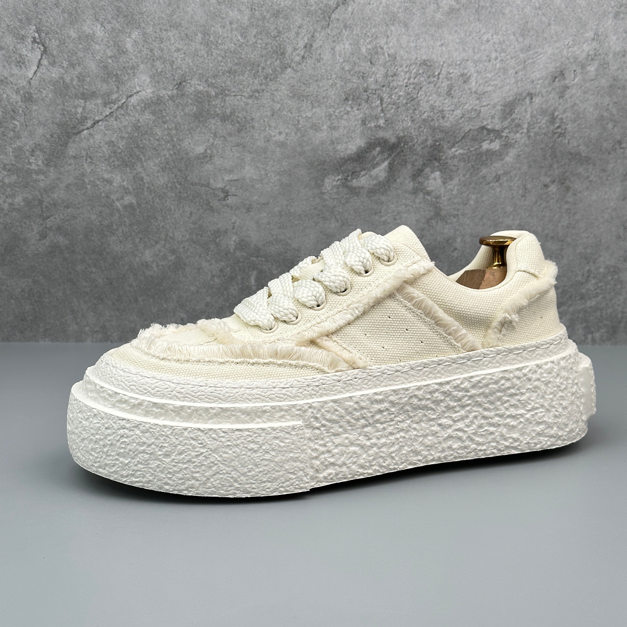 Hybriss TasselCore – Mikrofaserleder Sneakers
