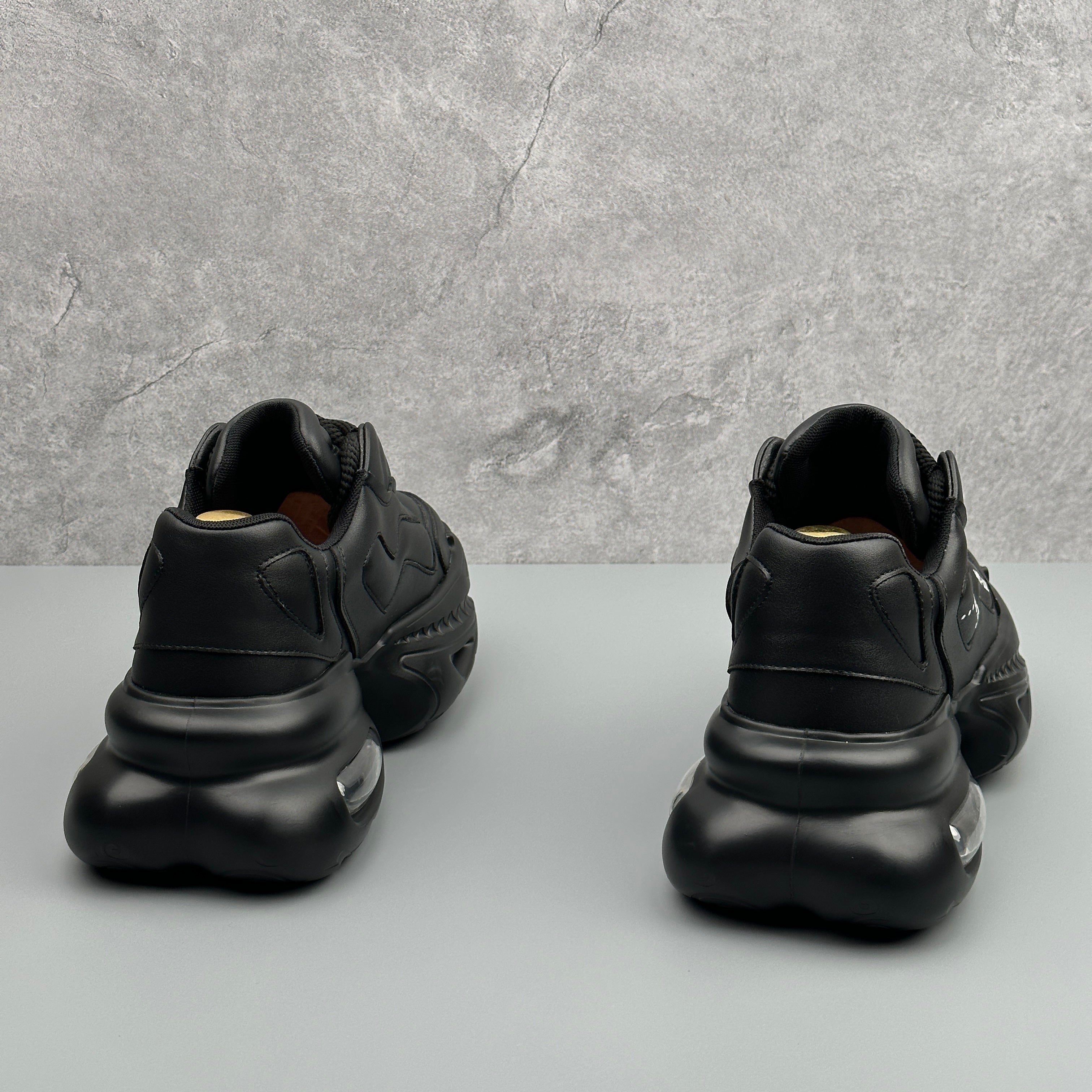 Hybriss DailySplice Black– Dad Shoes