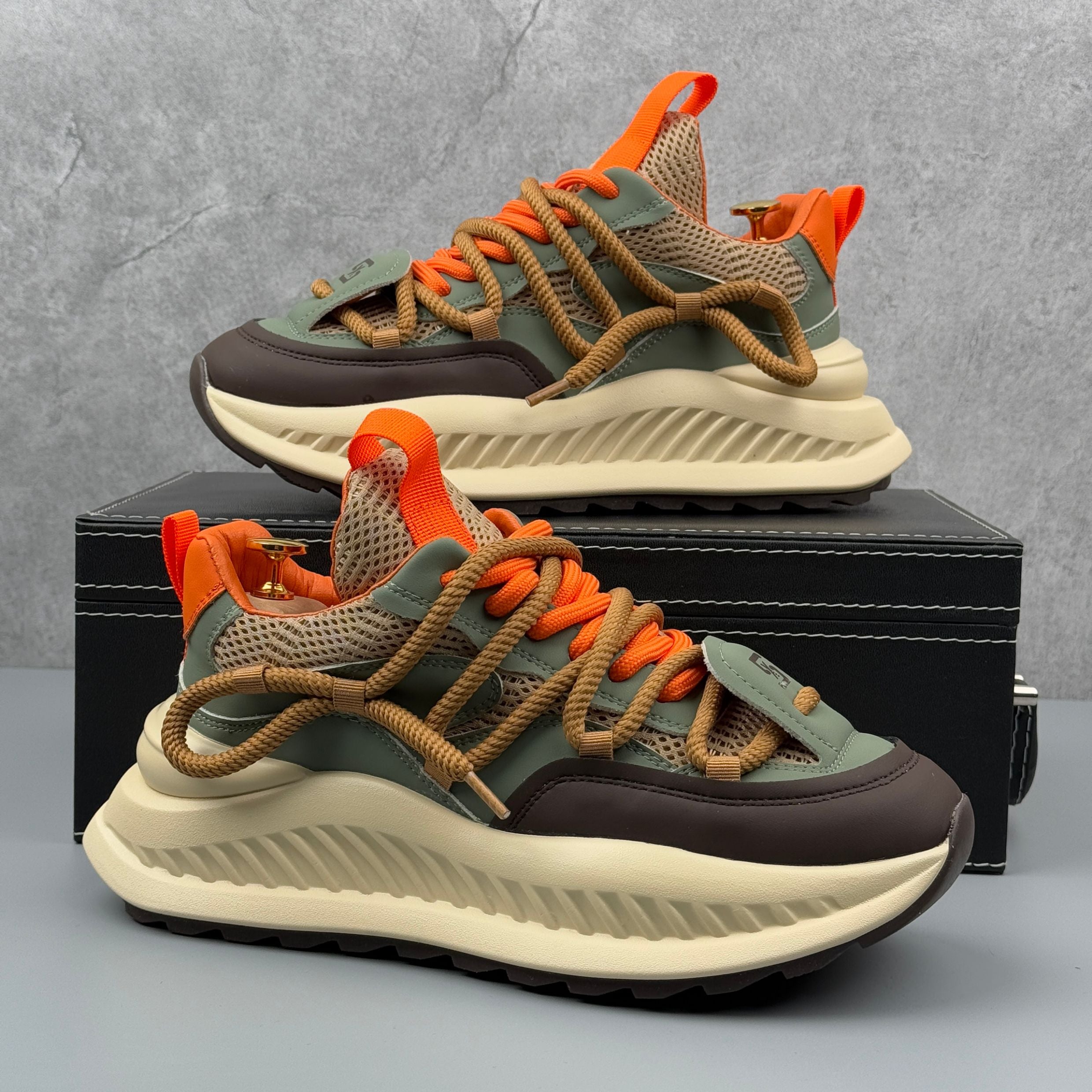 Hybriss UCOC WeaveStep Black  Card green– Men’s Casual Sports Shoes