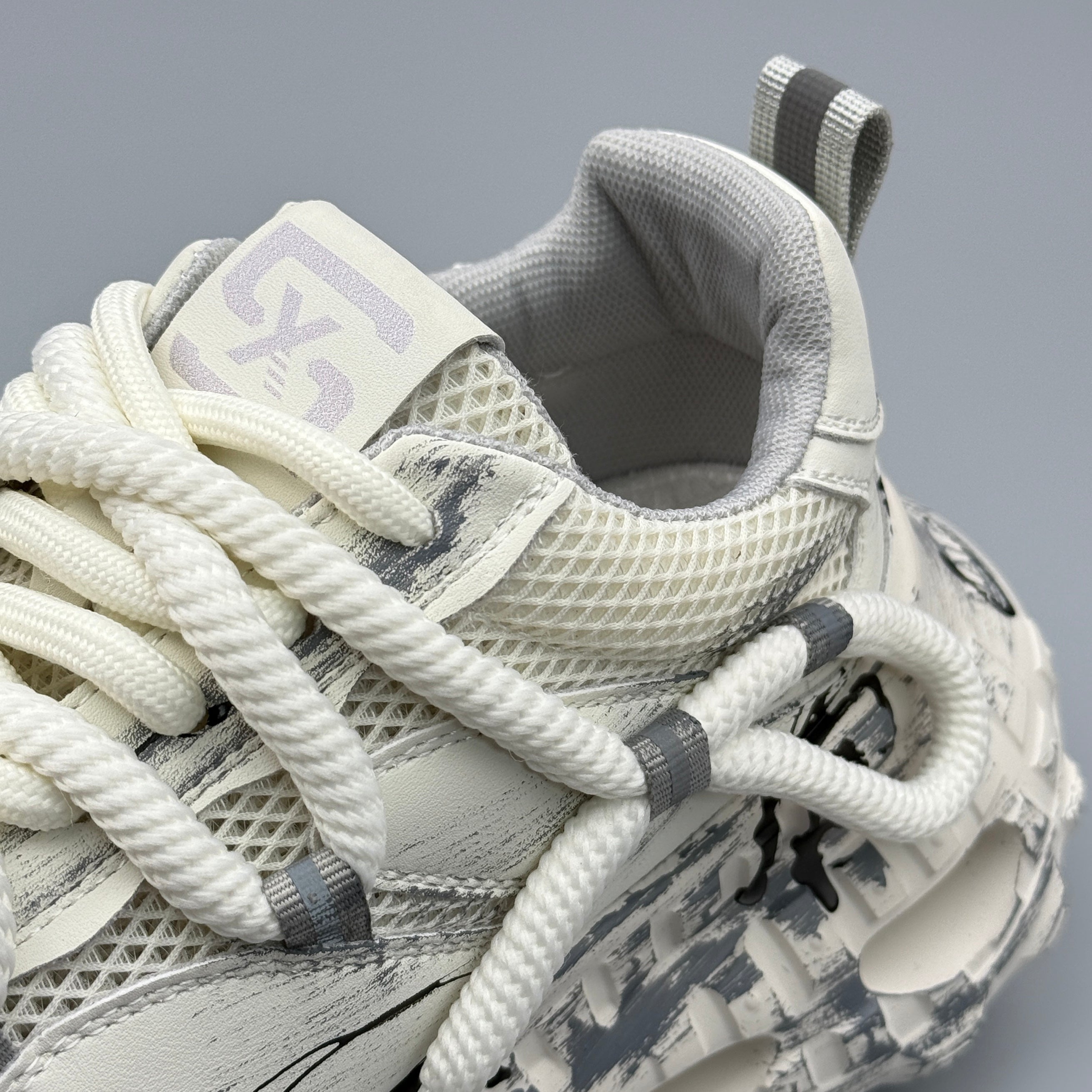 Hybriss ThreadLift White Gray– Men’s Dad Shoes