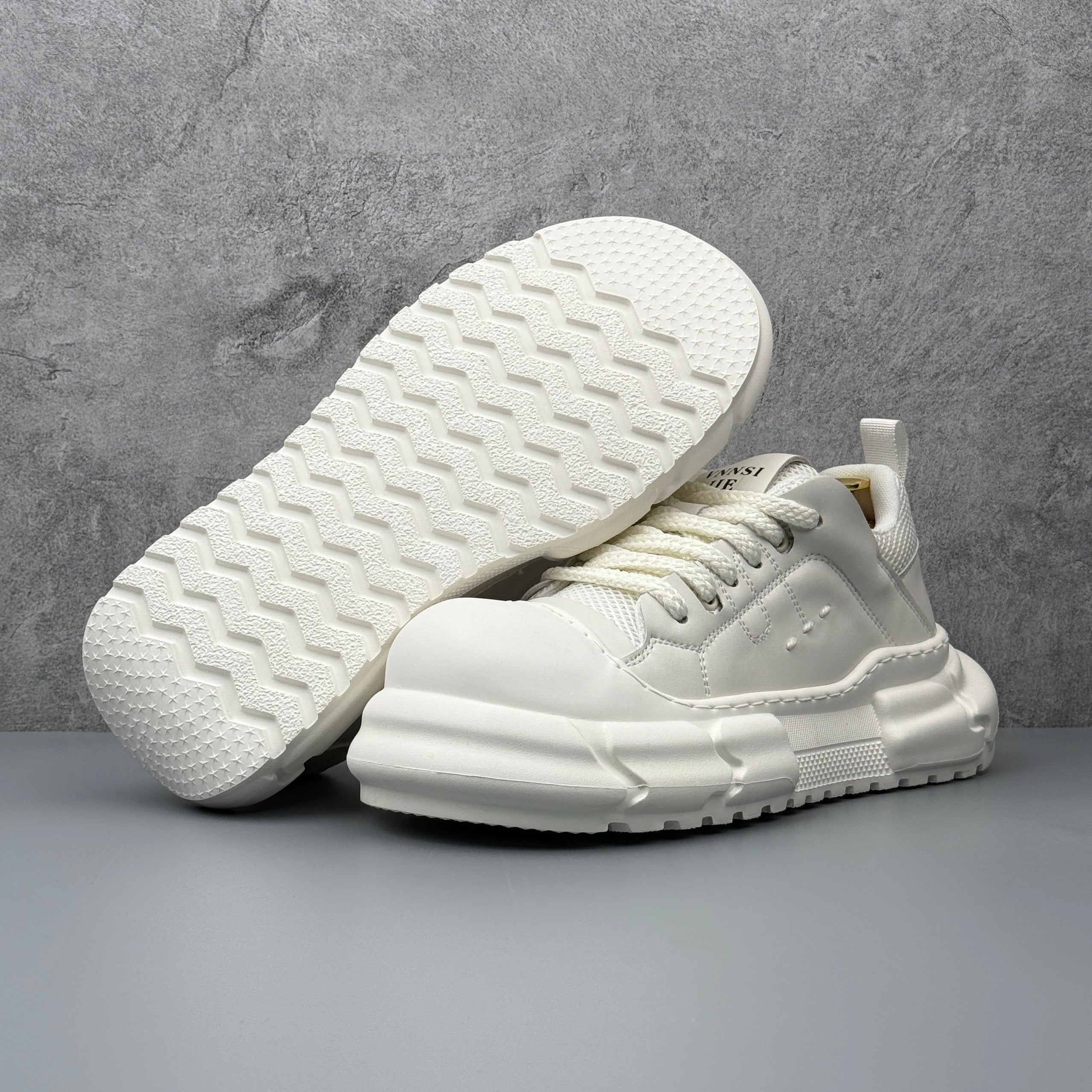 Hybriss SimpleStitch White– PU & Mikrofaserleder Sommer-Sneakers