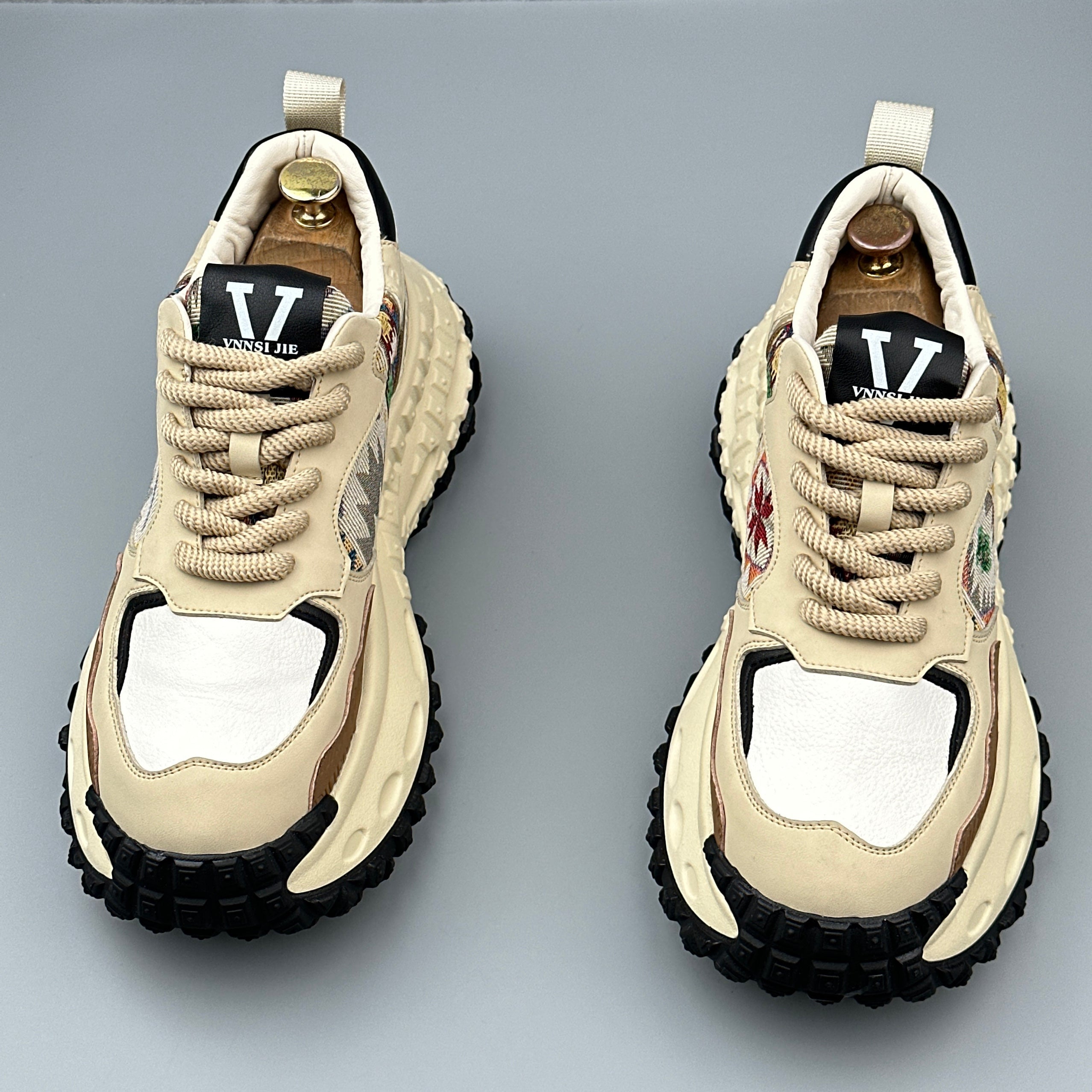 Hybriss EmbroRise Beige– Youth Dad Shoes