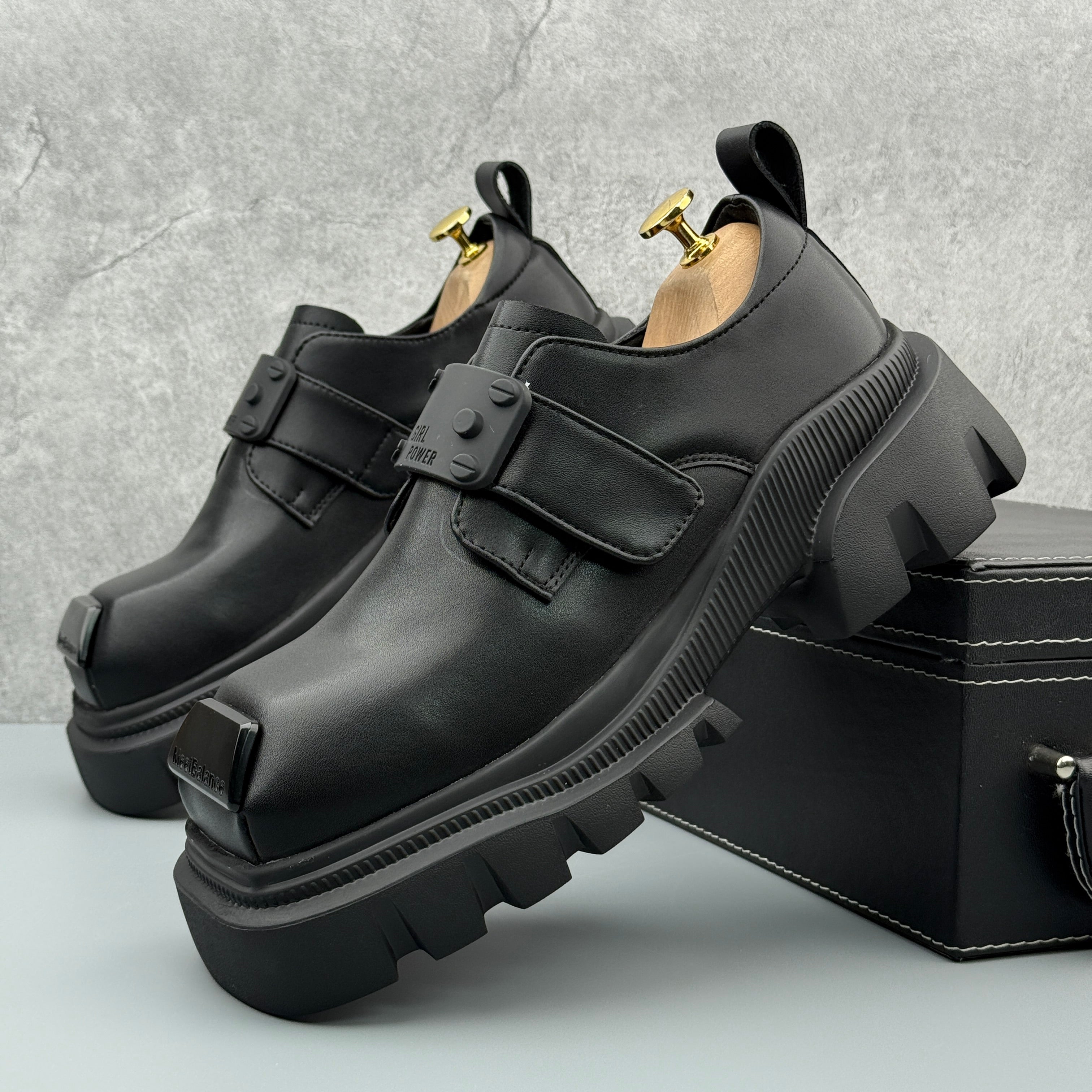 Hybriss Axis Black– Casual Leather Shoes