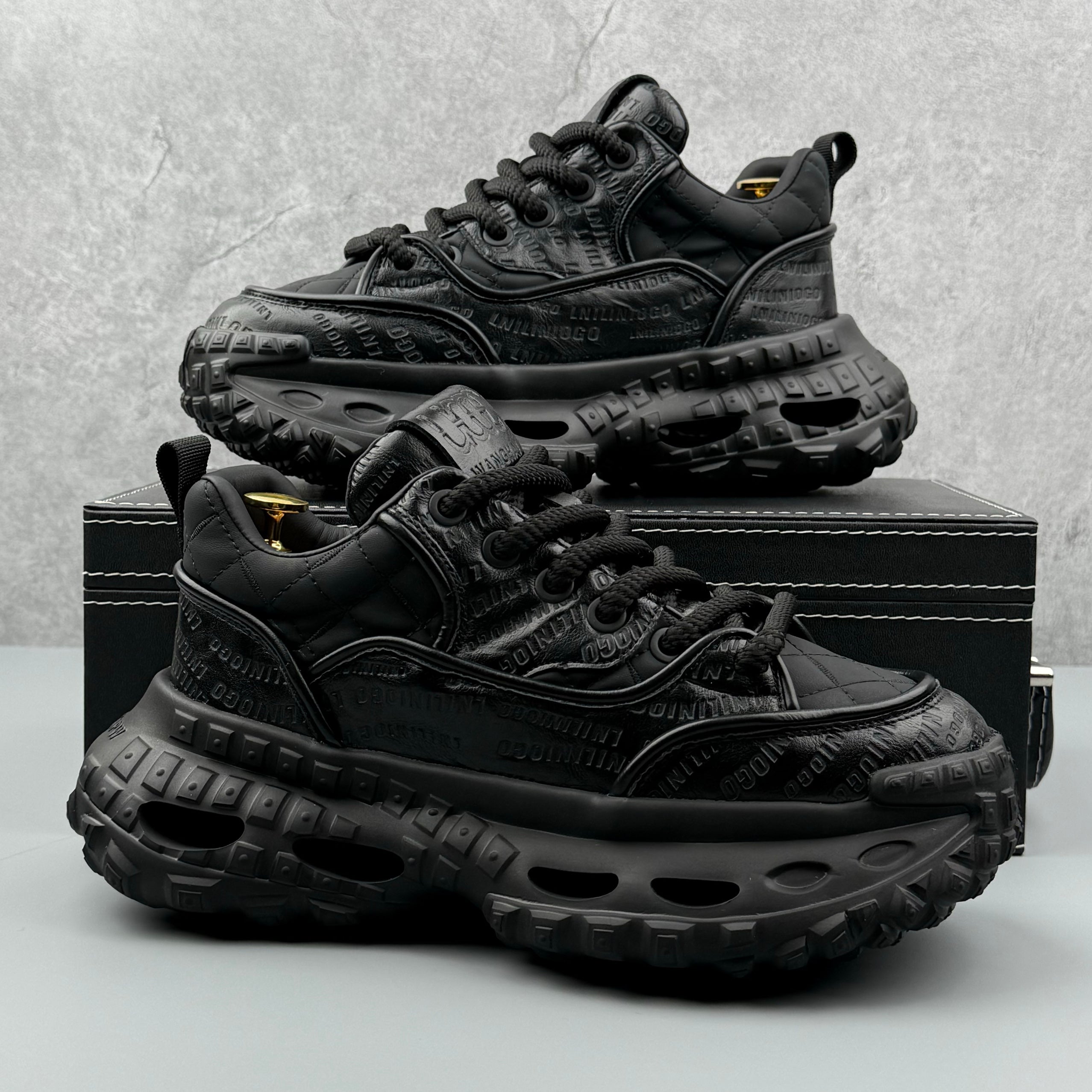 Hybriss Cabuncci ElevateCore Black– Youth Dad Shoes