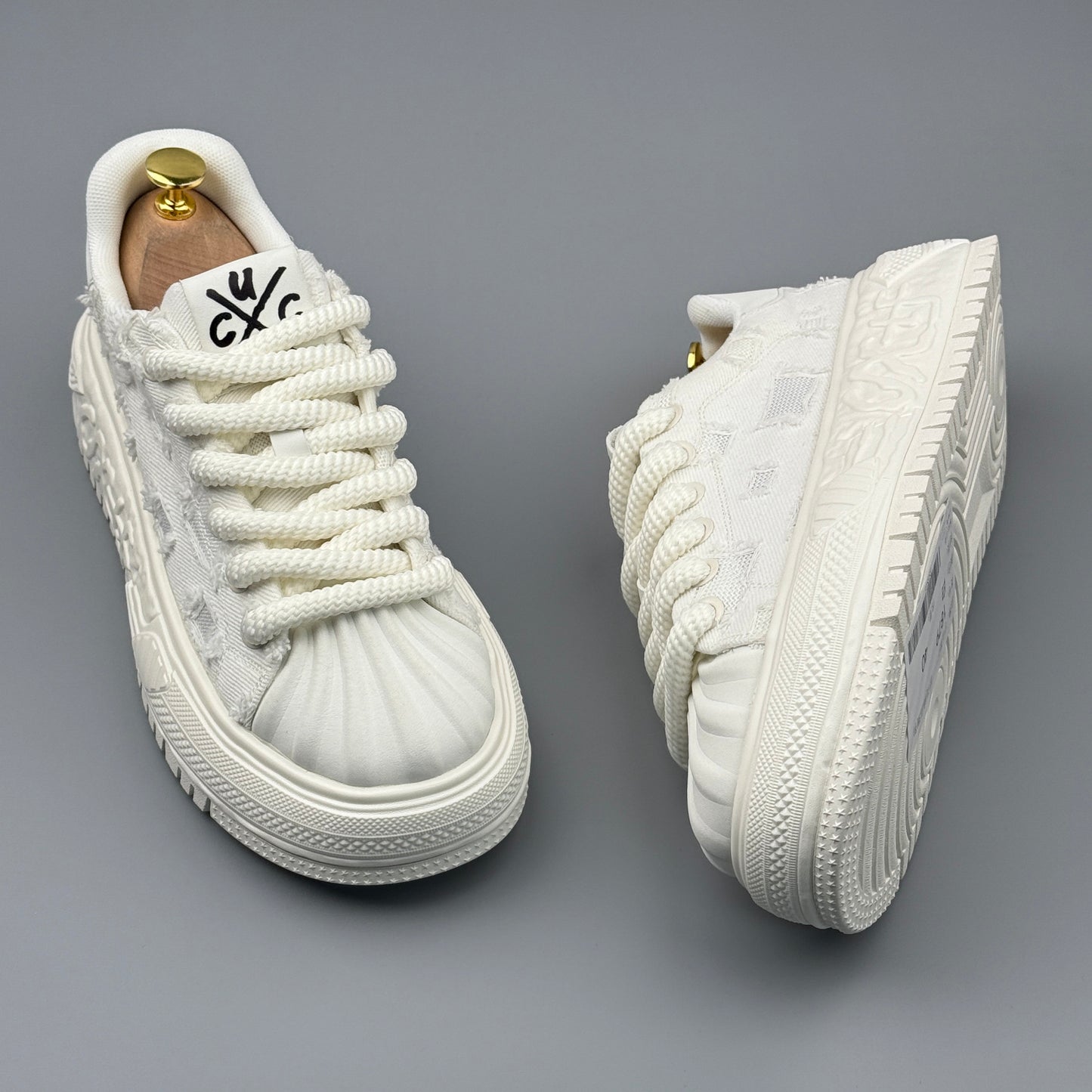 Hybriss VANDAL-X Distressed Sneaker