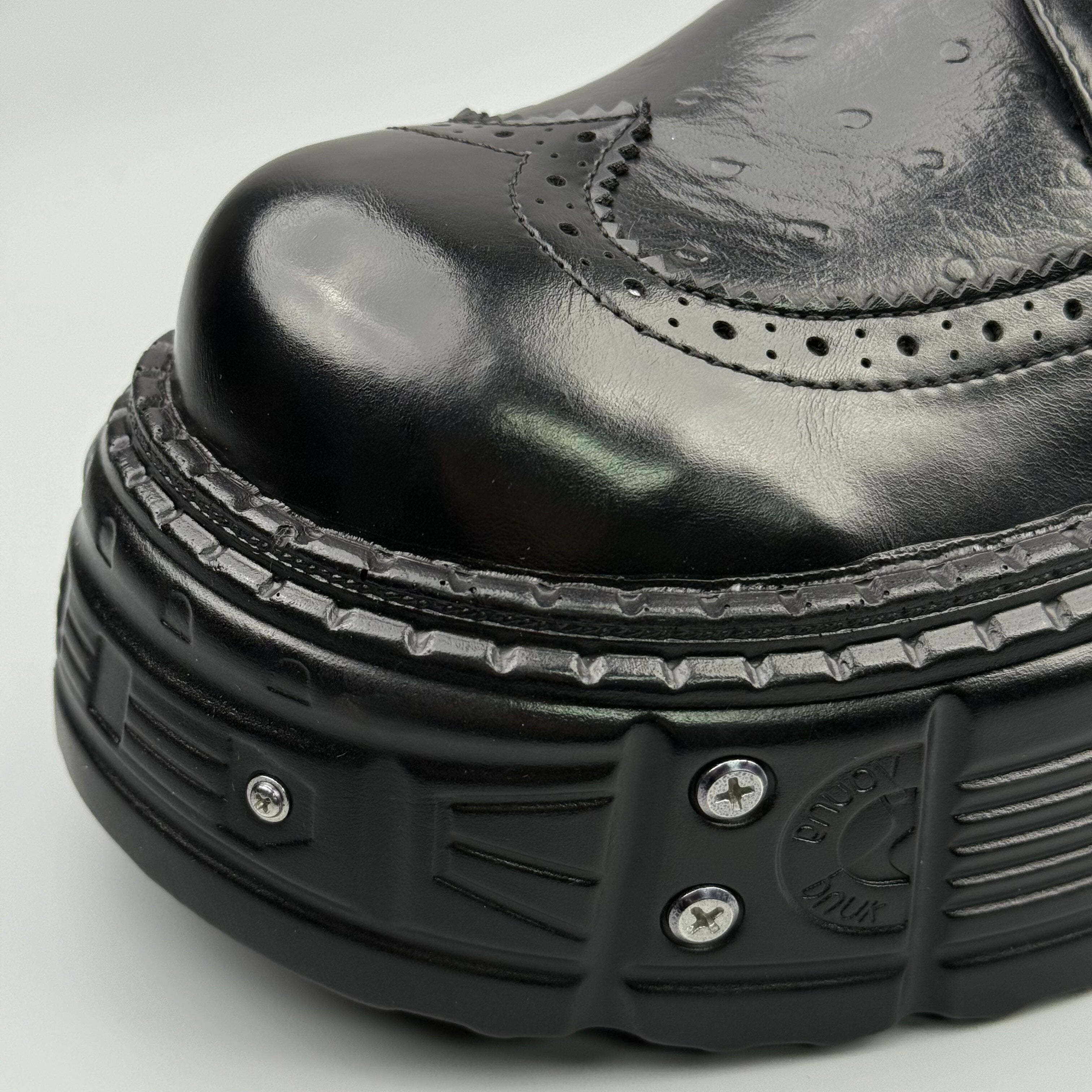 Hybriss DailyMetal Black– Casual Leather Shoes