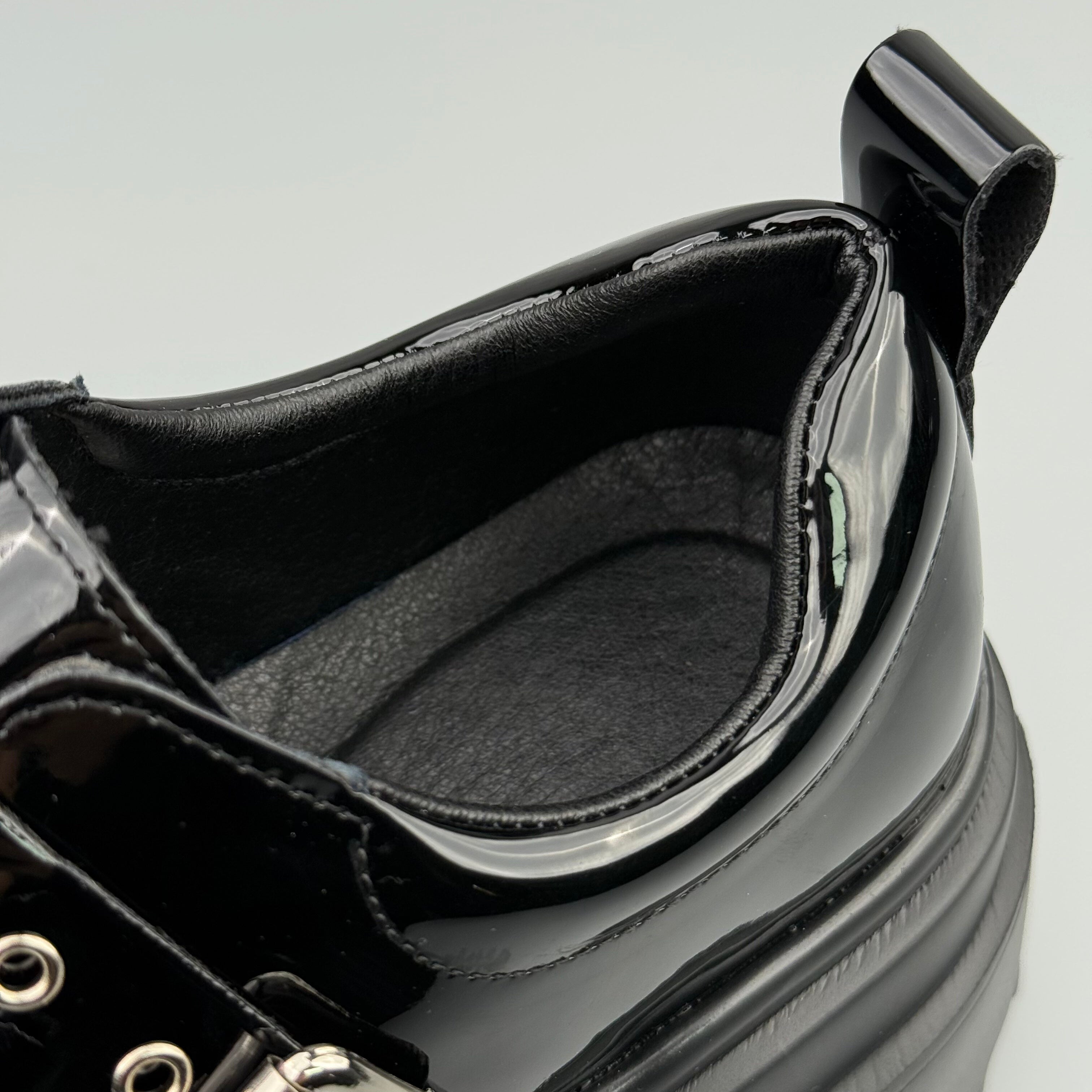 Hybriss DailyGloss Black– Casual Leather Shoes