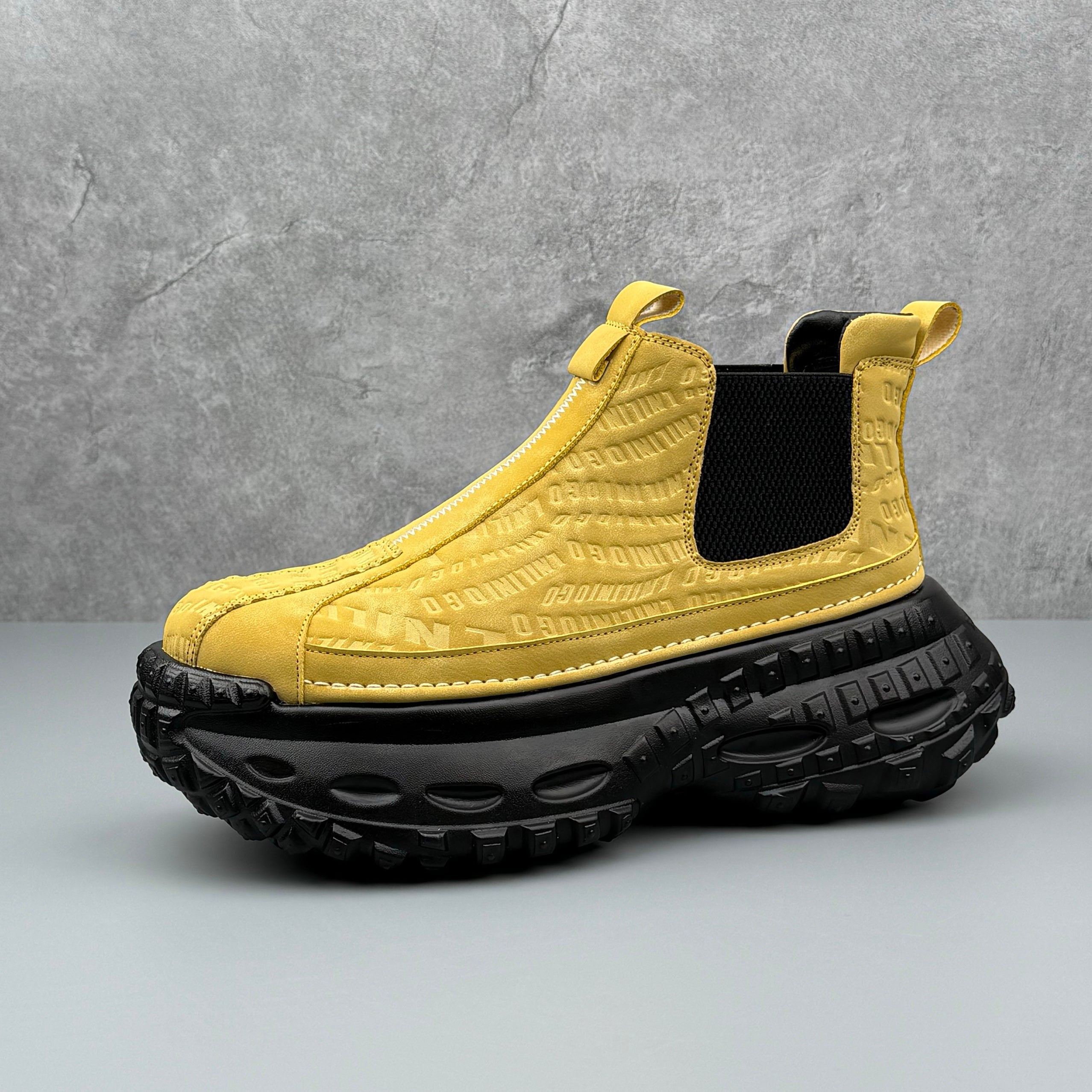 Hybriss Axis – Nubuk Chelsea Boots