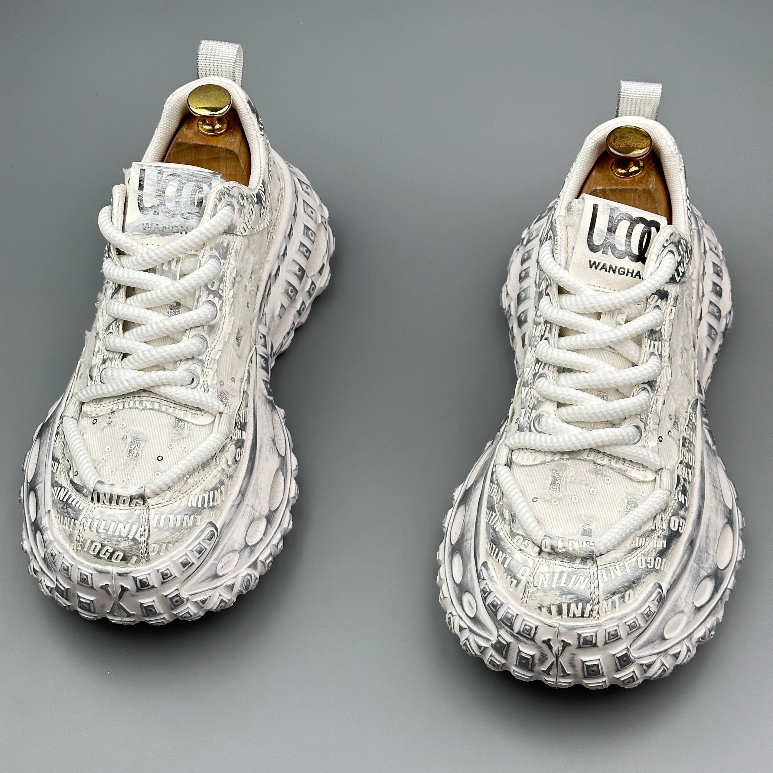 Hybriss RetroSpark White– Youth Retro Dad Shoes