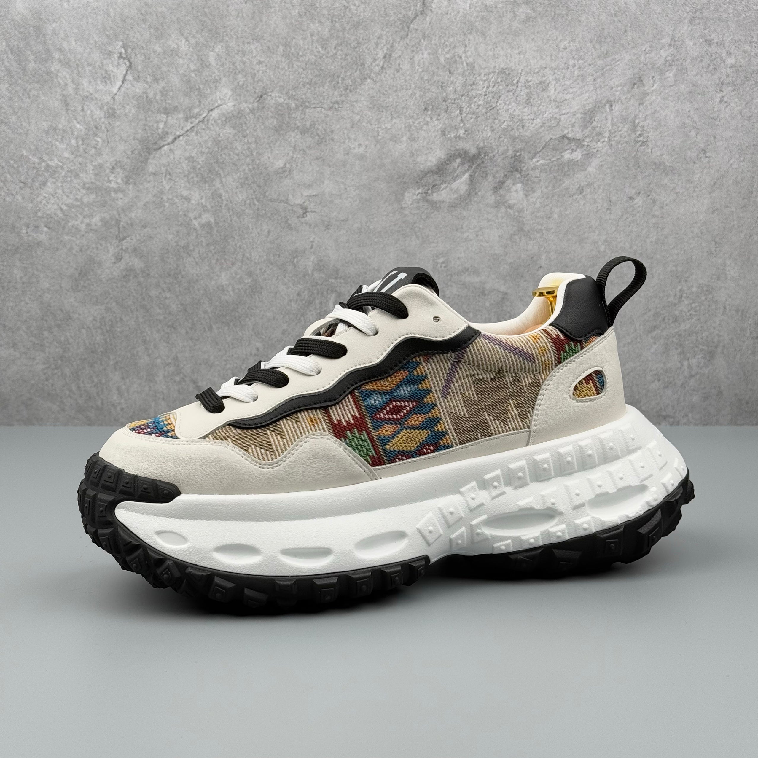 Hybriss EmbroLift Black– Youth Dad Shoes