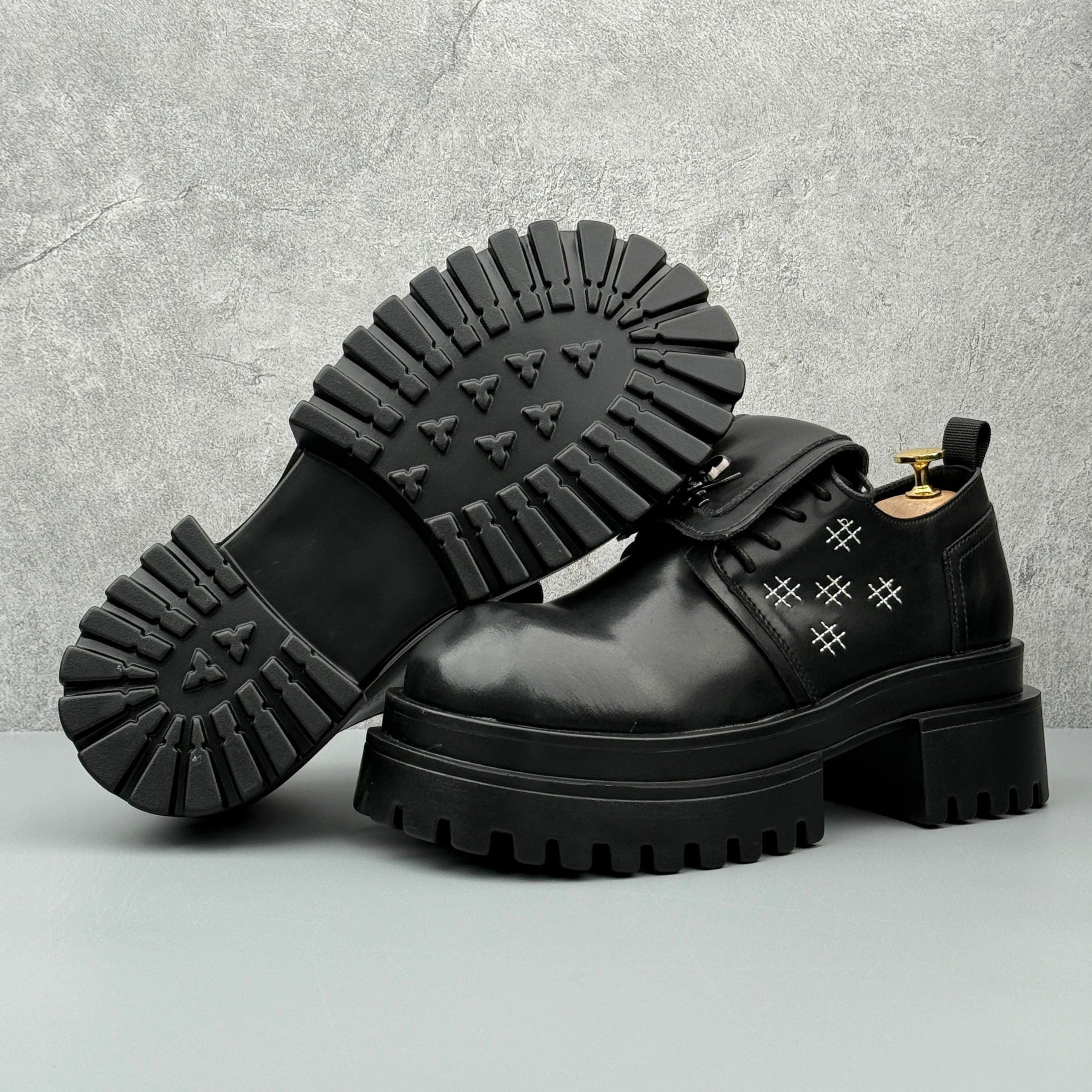 Hybriss LineaLite Black– Leisure Casual Leather Shoes