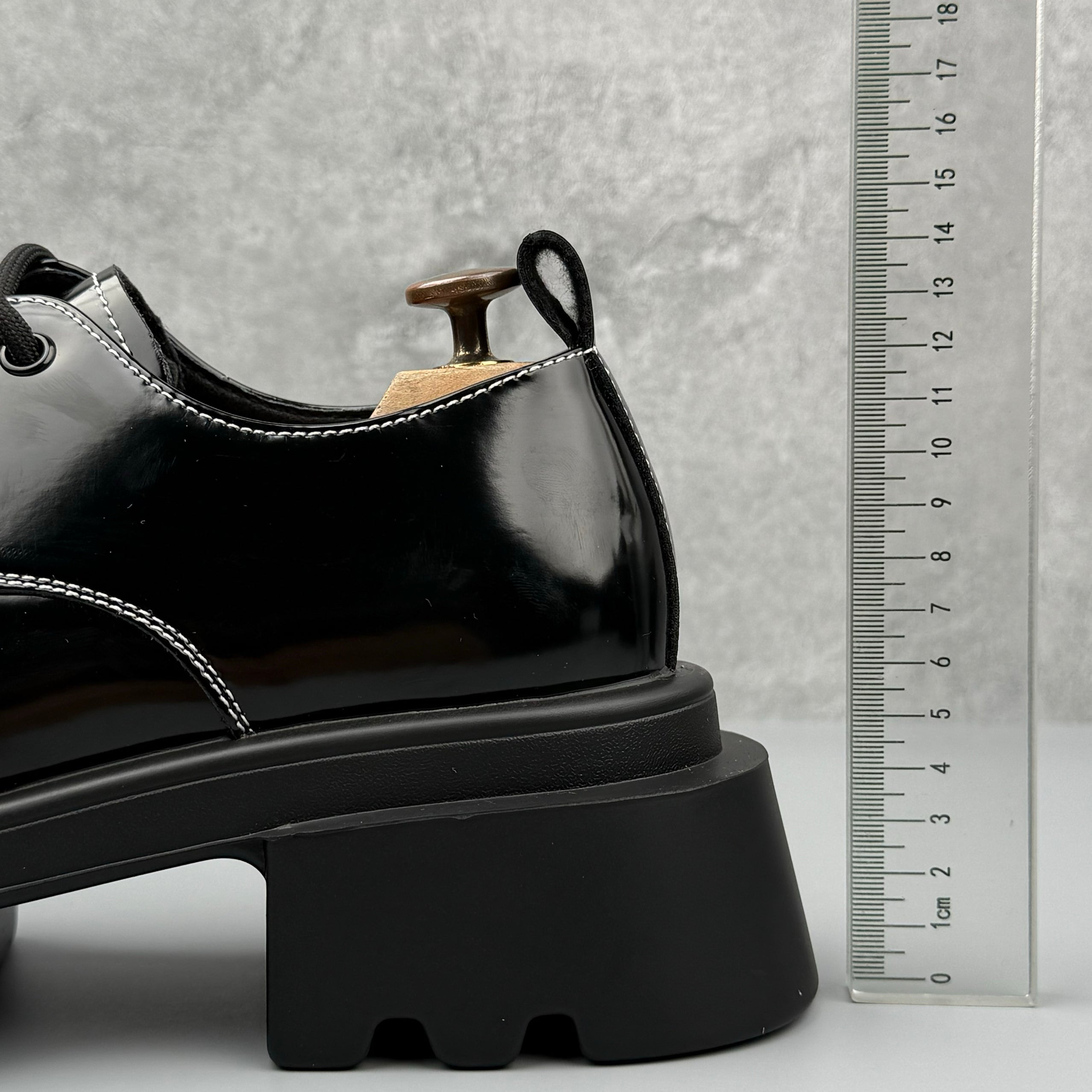 Hybriss Blackwell– British Square-Toe Leather Shoes