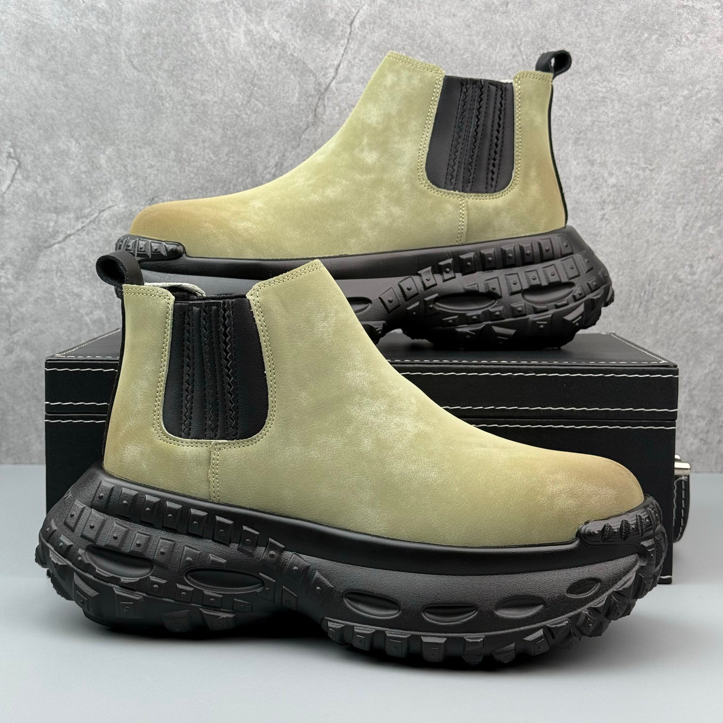 Hybriss Titan– Retro Futuristik Martin Boots