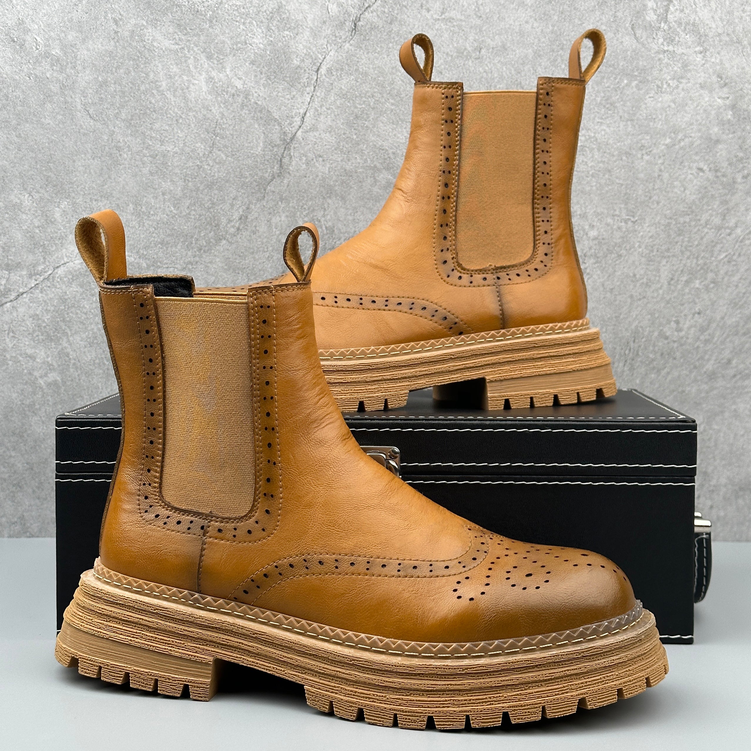 Hybriss Carve– British Style Chelsea Boots