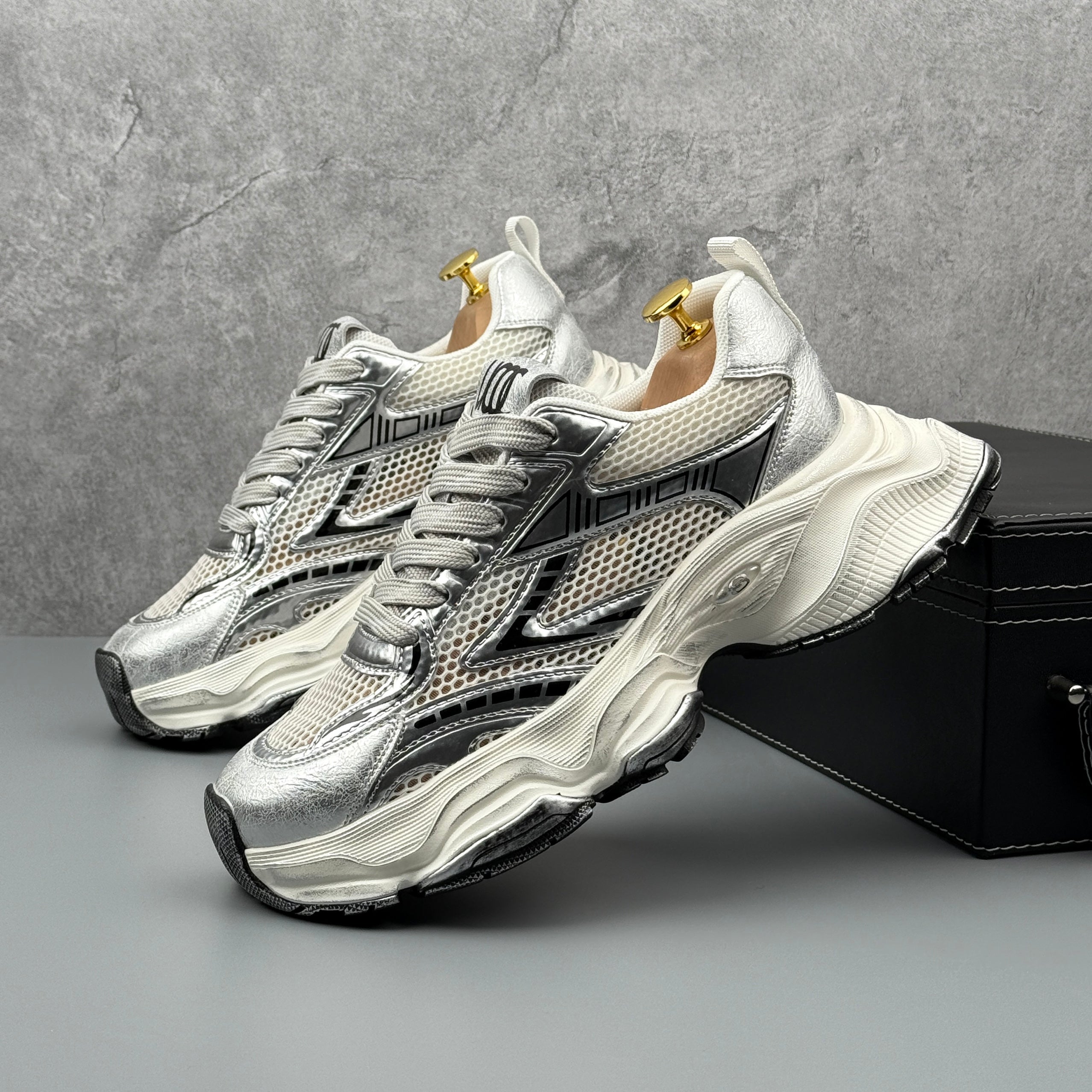 Hybriss UCOC AirFlex Silver– Youth Casual Dad Shoes