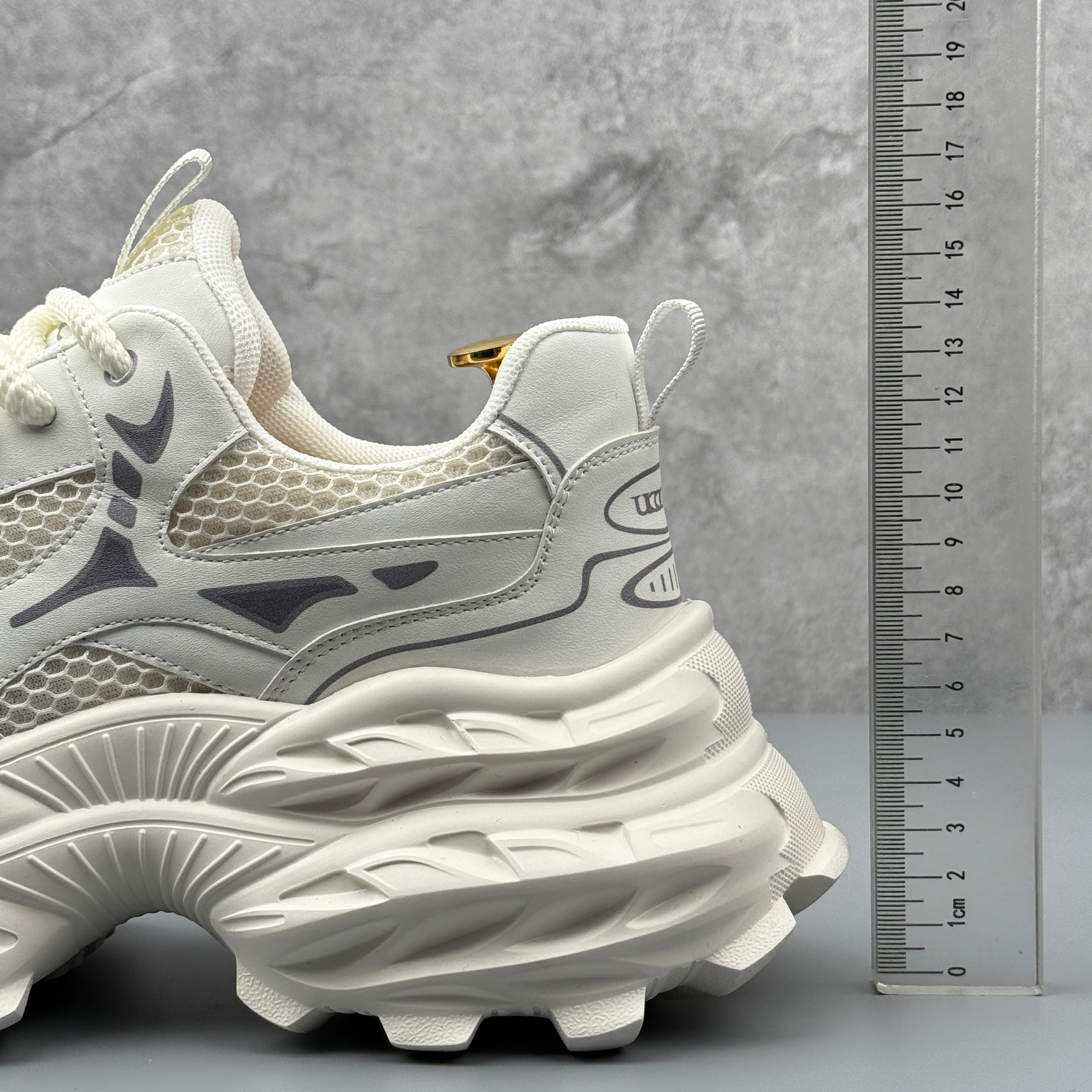 Hybriss ElevateCore White– Youth Casual Dad Shoes