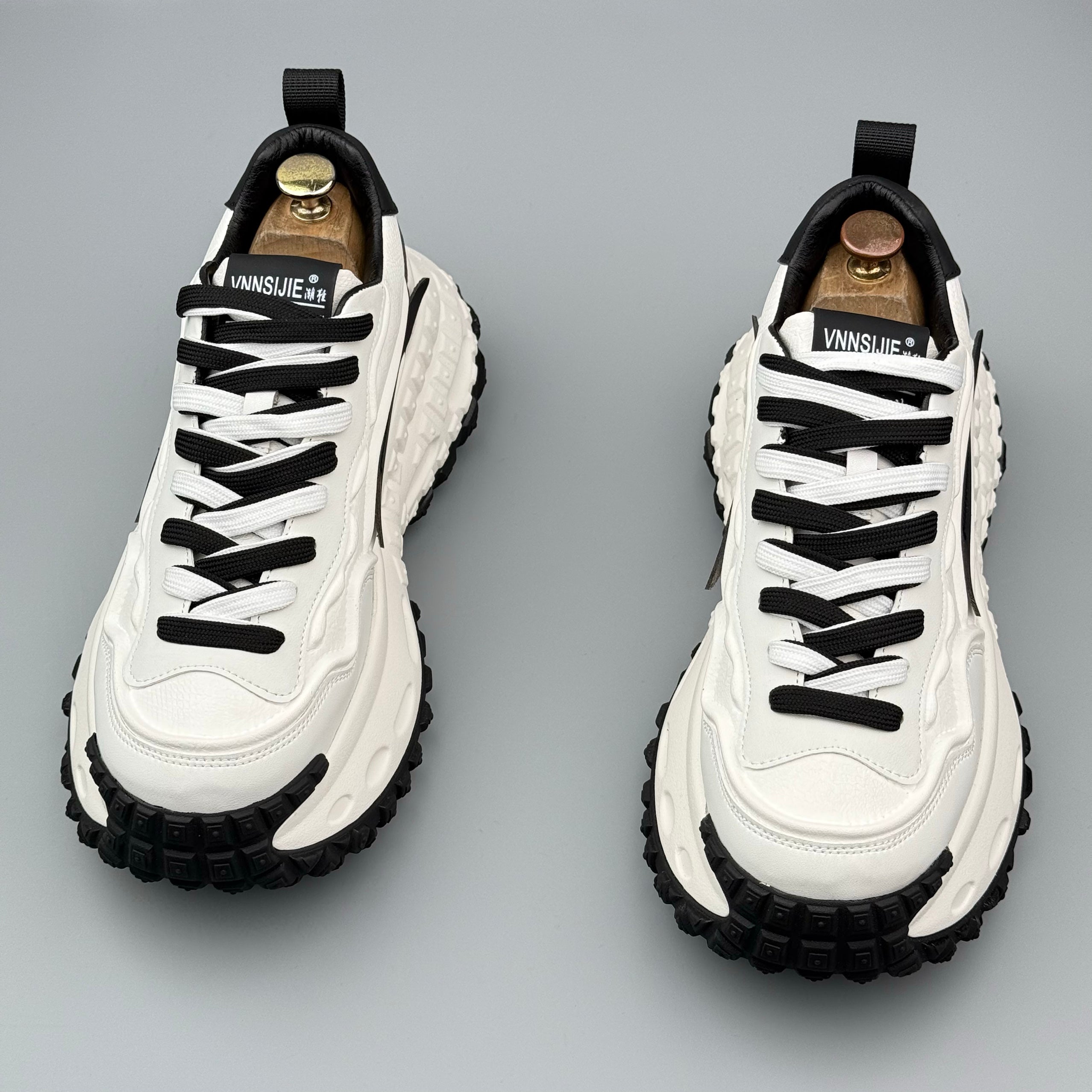 Hybriss ElevateCore Black White– Youth Dad Shoes