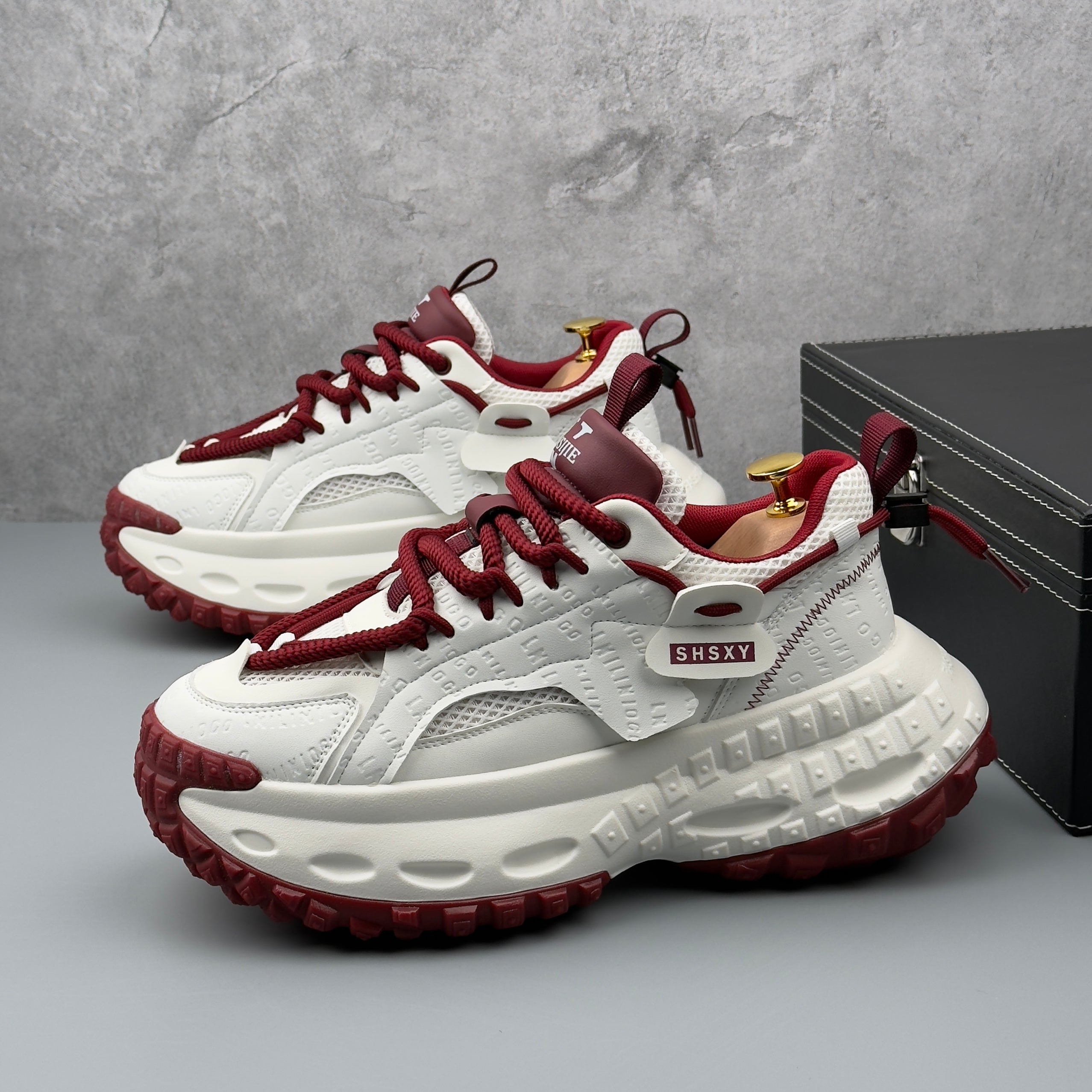 Hybriss SportWeave White Red– Sporty Dad Shoes