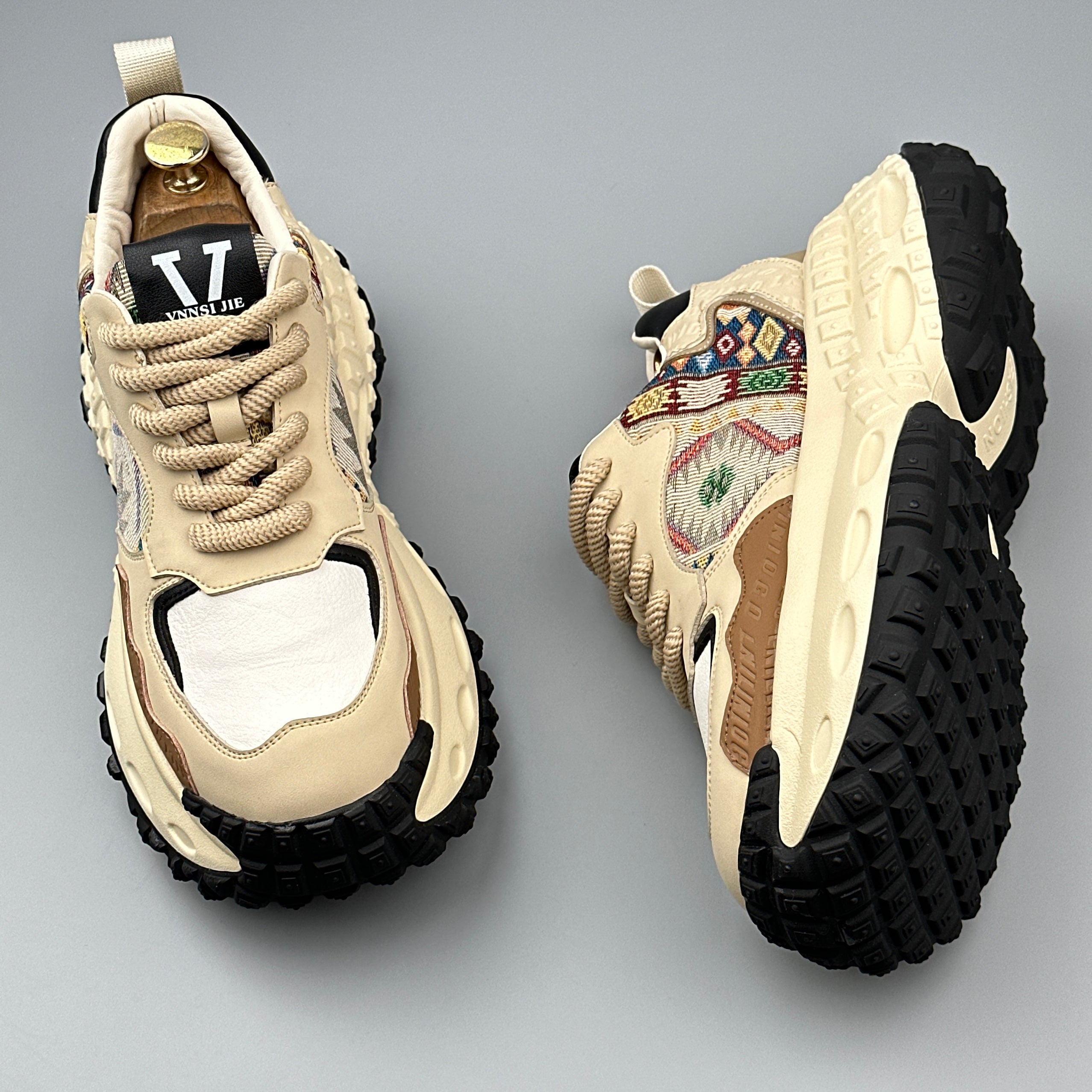 Hybriss EmbroRise Beige– Youth Dad Shoes