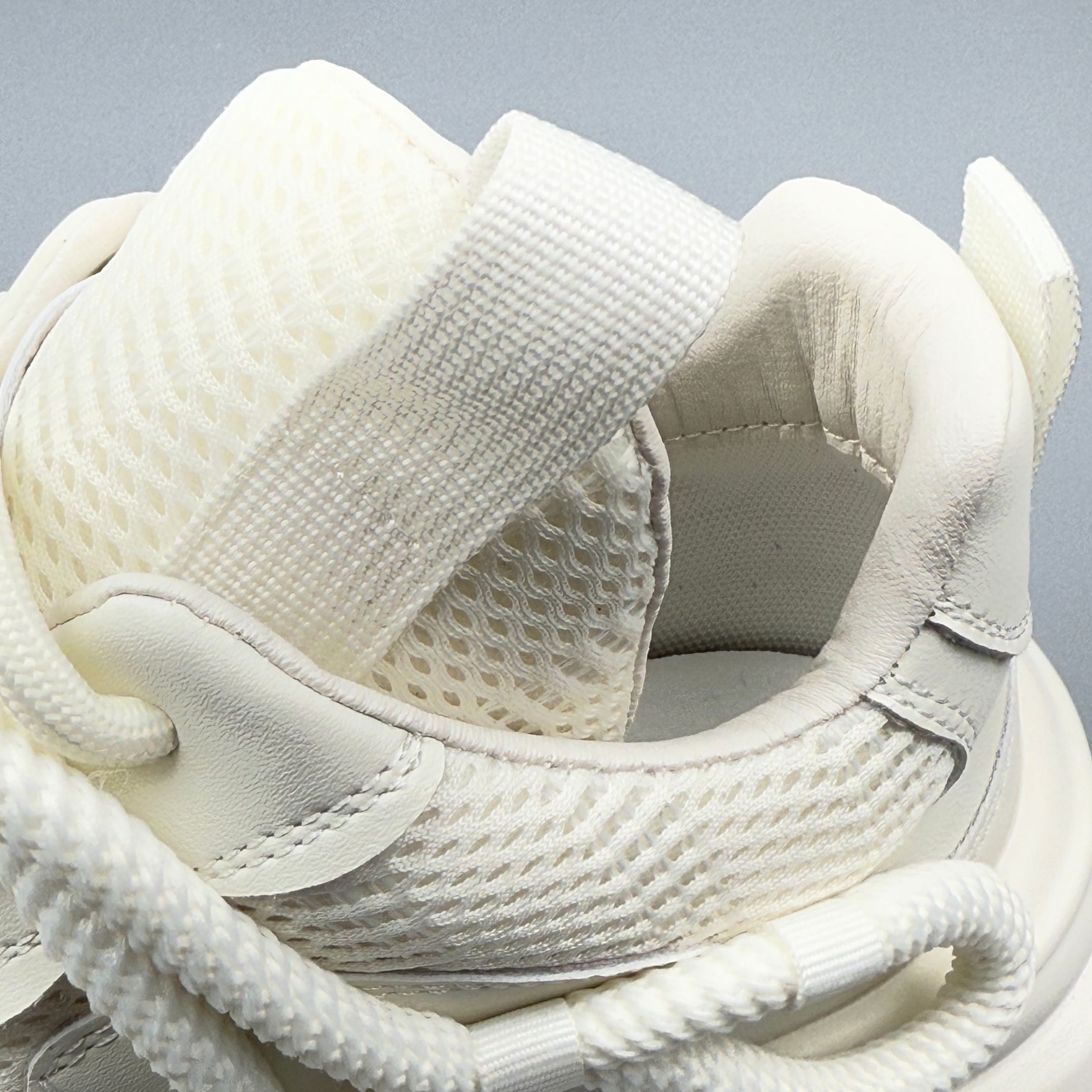 Hybriss UCOC WeaveStep White– Men’s Casual Sports Shoes