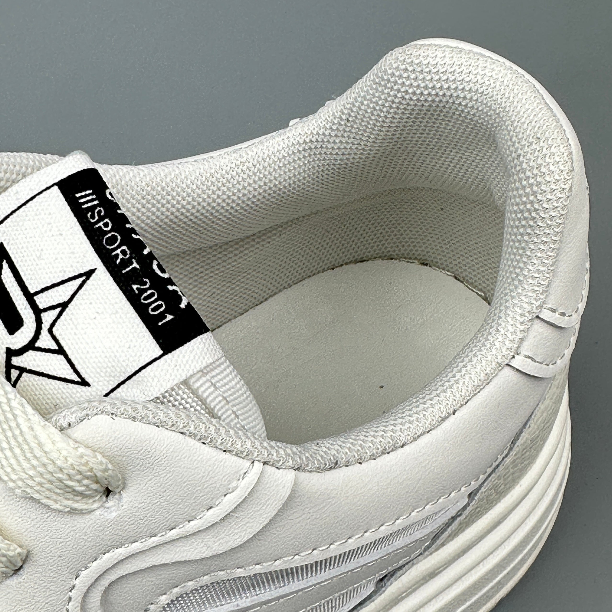 Hybriss StitchTrend – Mikrofaserleder Sneakers