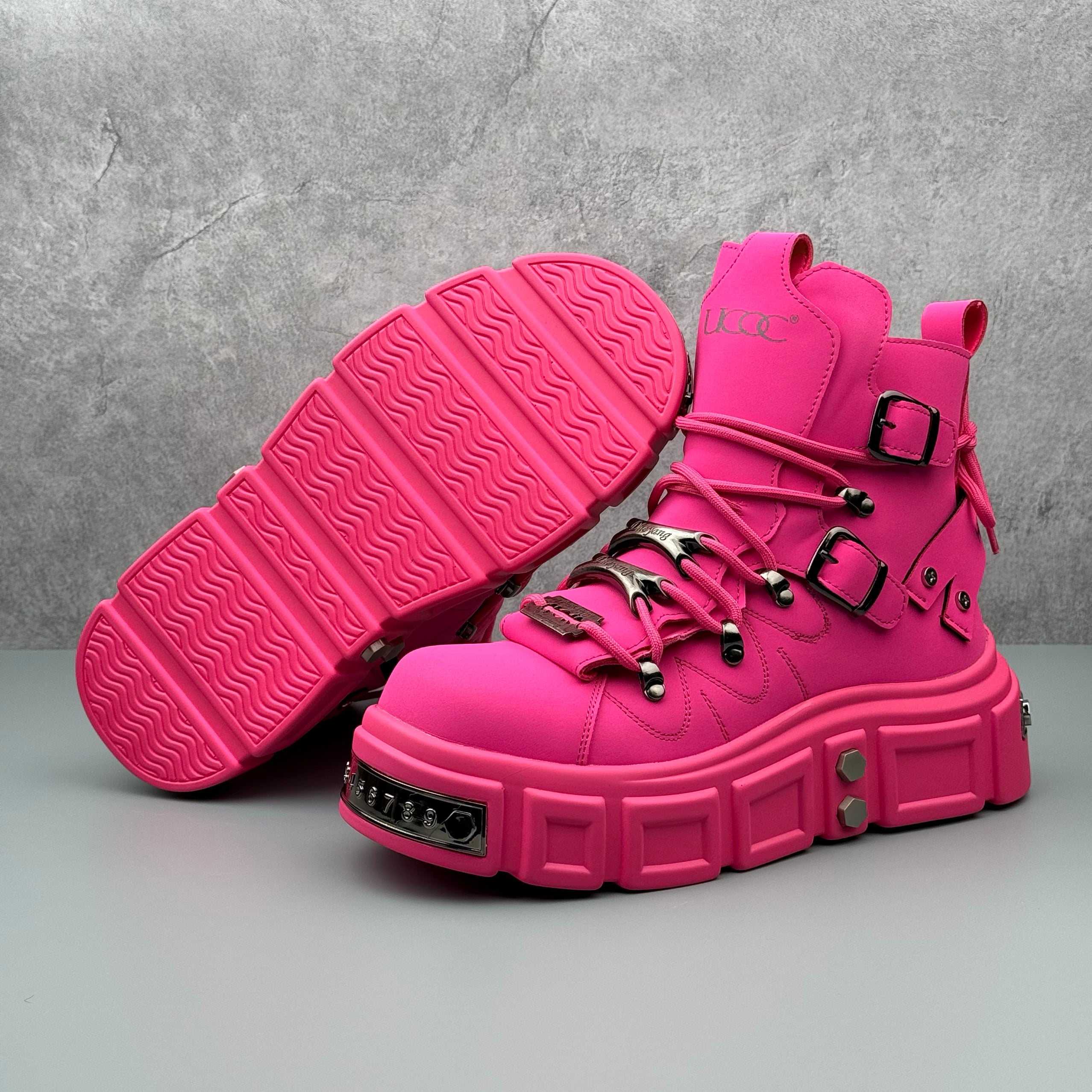 Hybriss Havoc– Punk Cargo Boots