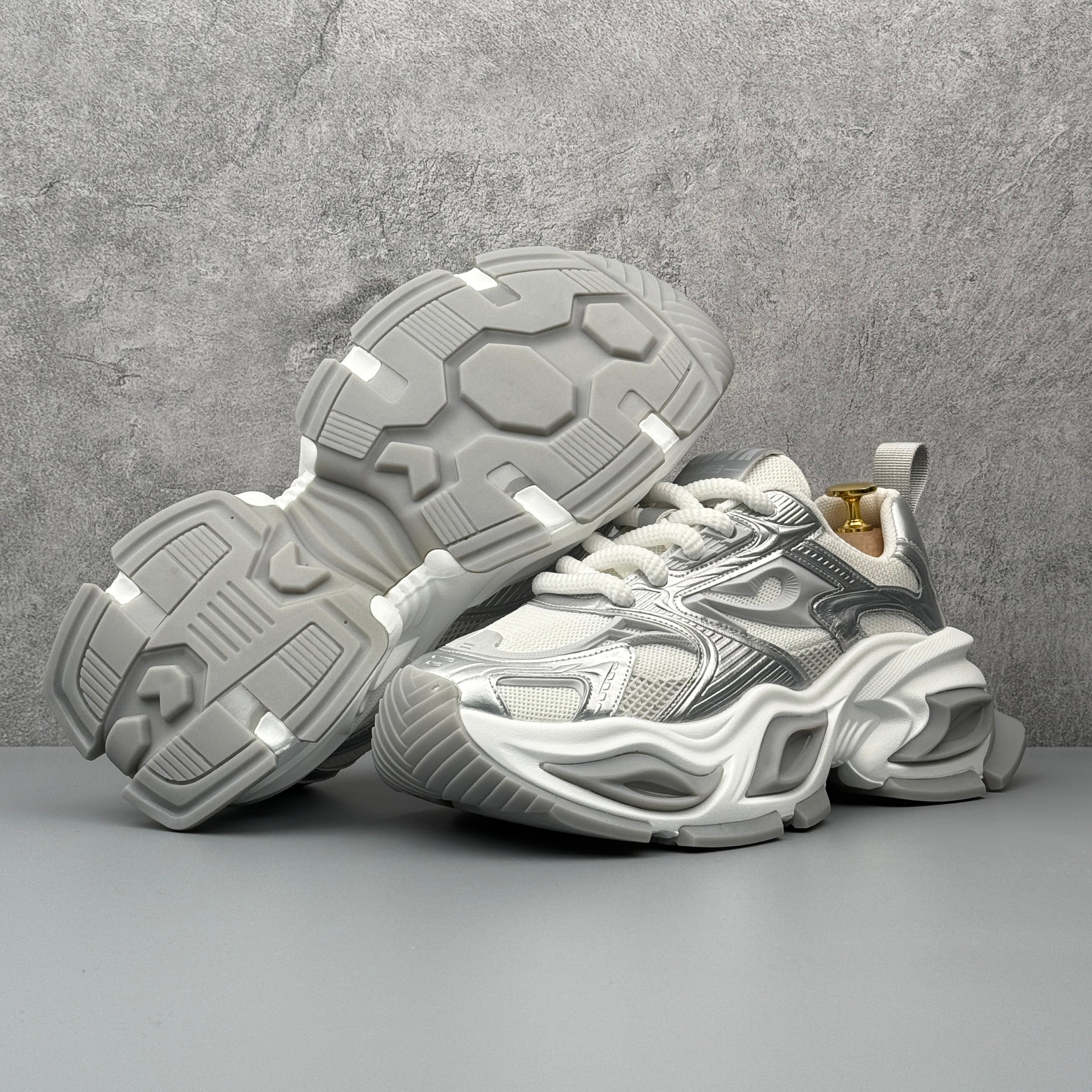 Hybriss ColorMatch – Mixed‑Material Dad Shoes