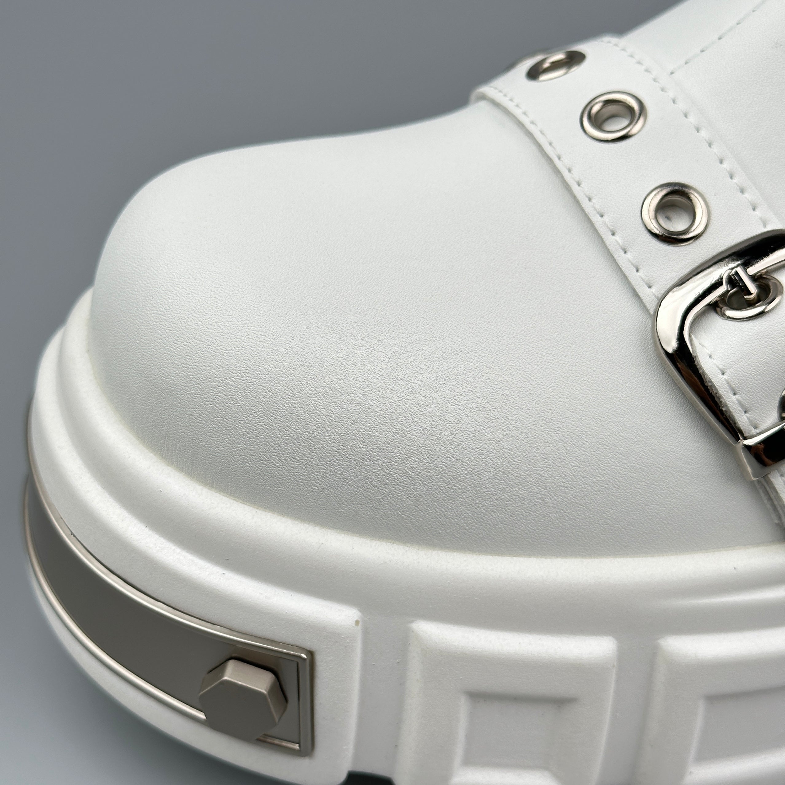 Hybriss Legion– European Style Martin Boots