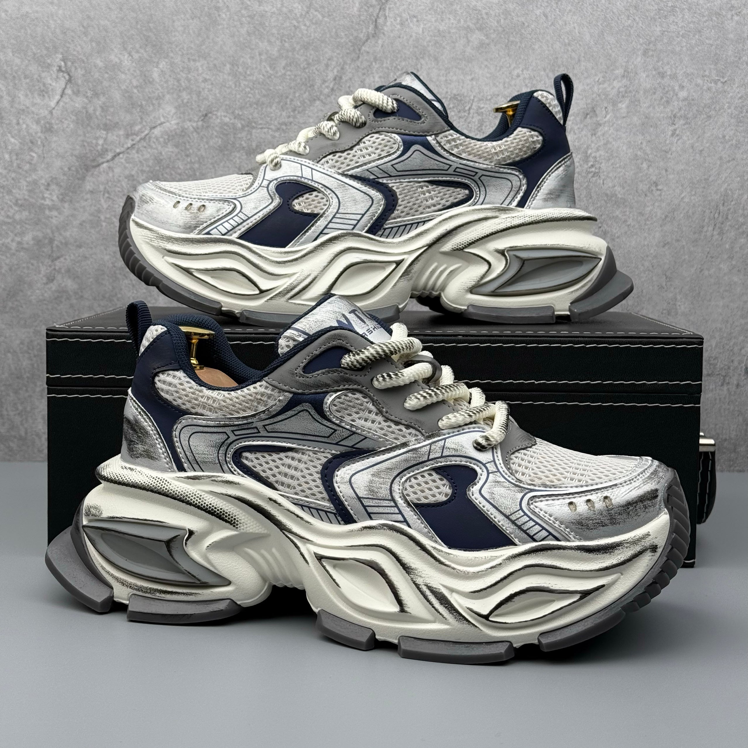 Hybriss UCOC PlainRise Blue– Youth Casual Dad Shoes