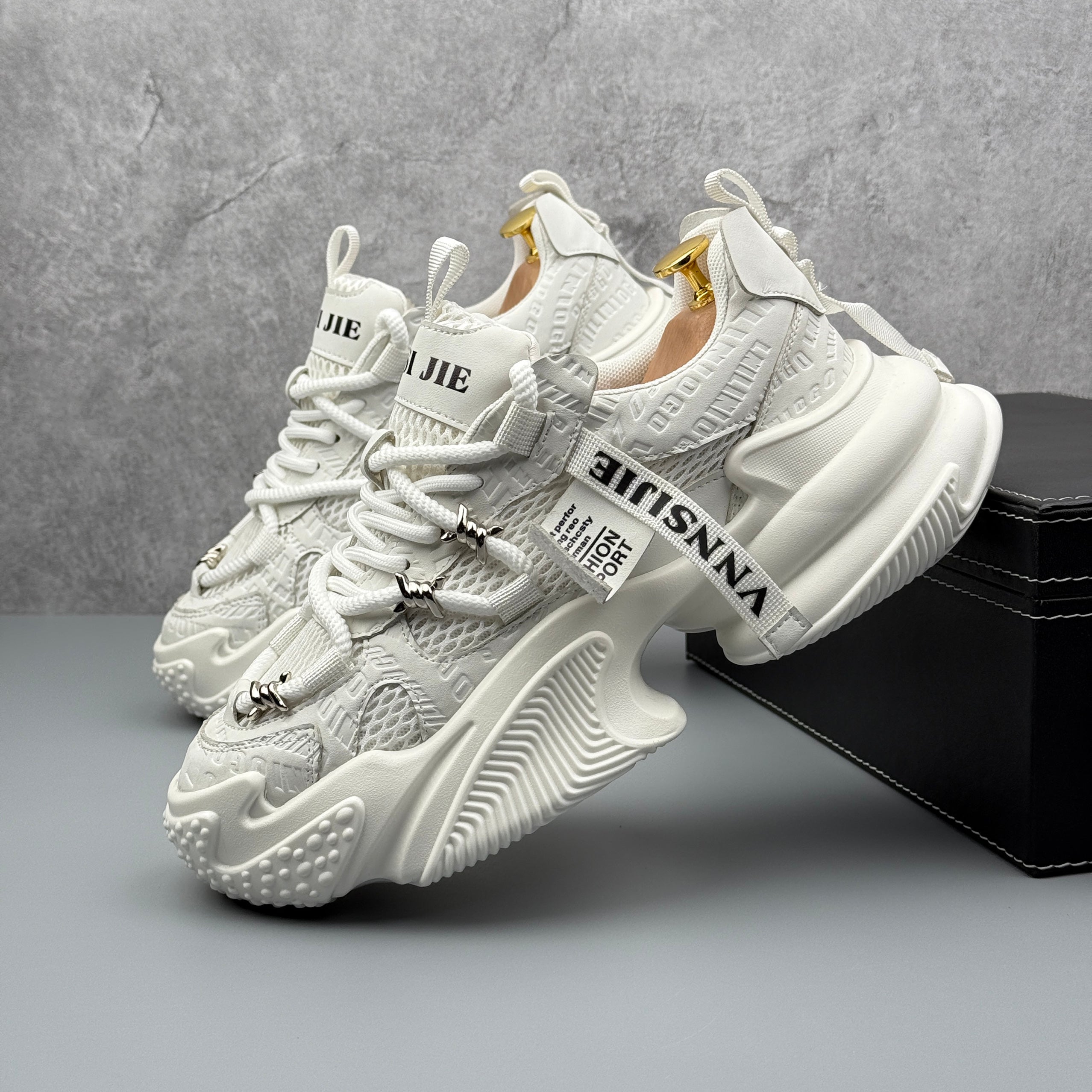 Hybriss WeaveRise White– Youth Dad Shoes