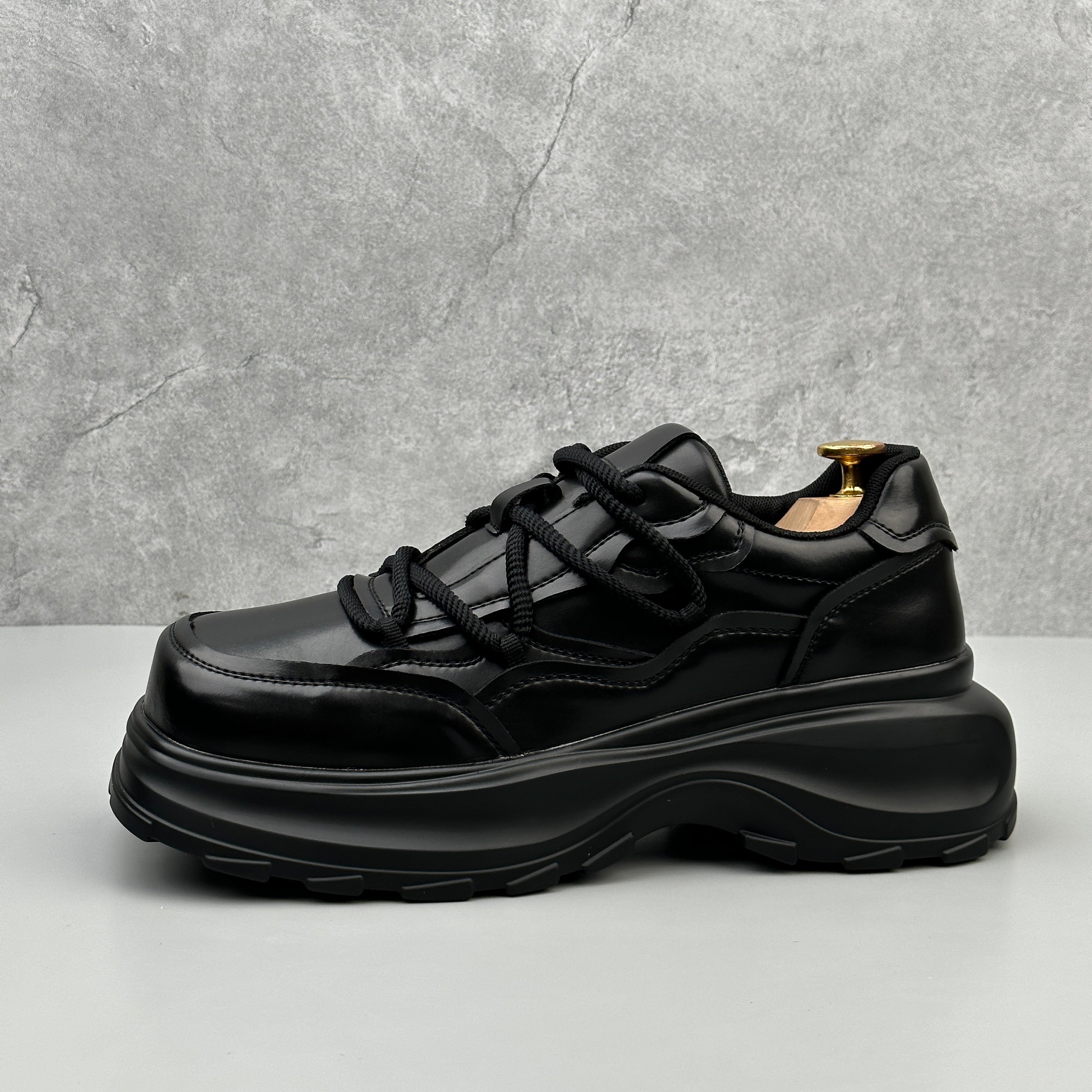 Hybriss Gridstep Black– Korean Dad Shoes