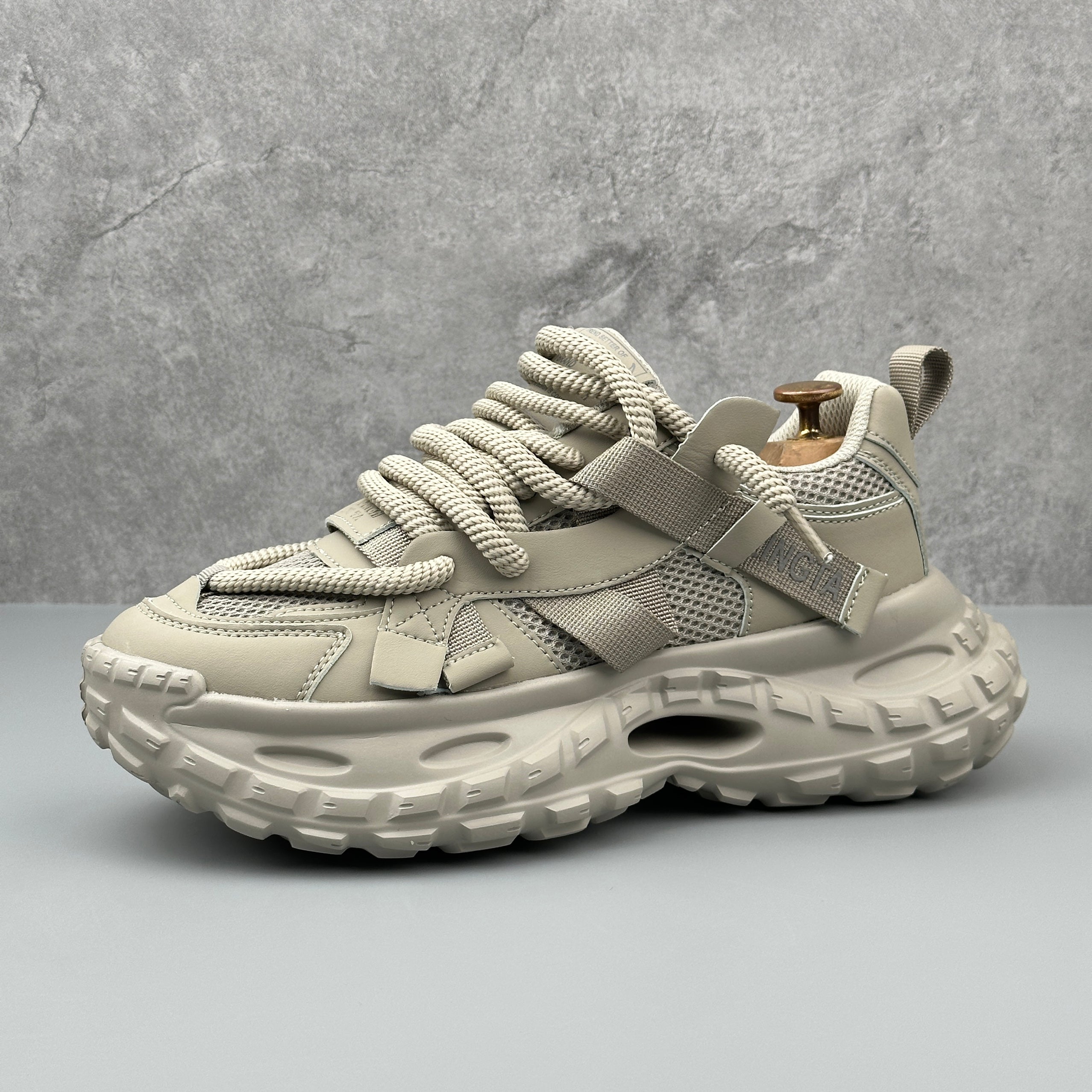 Hybriss WeaveCore Gray– Youth Dad Shoes