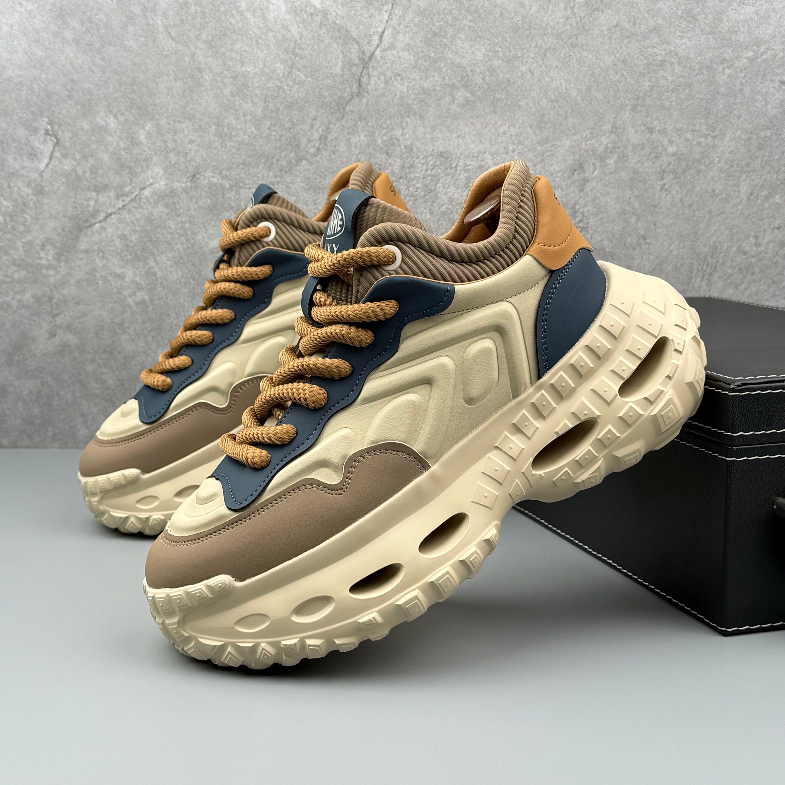 Hybriss PlainMilan Milan– Dad Shoes