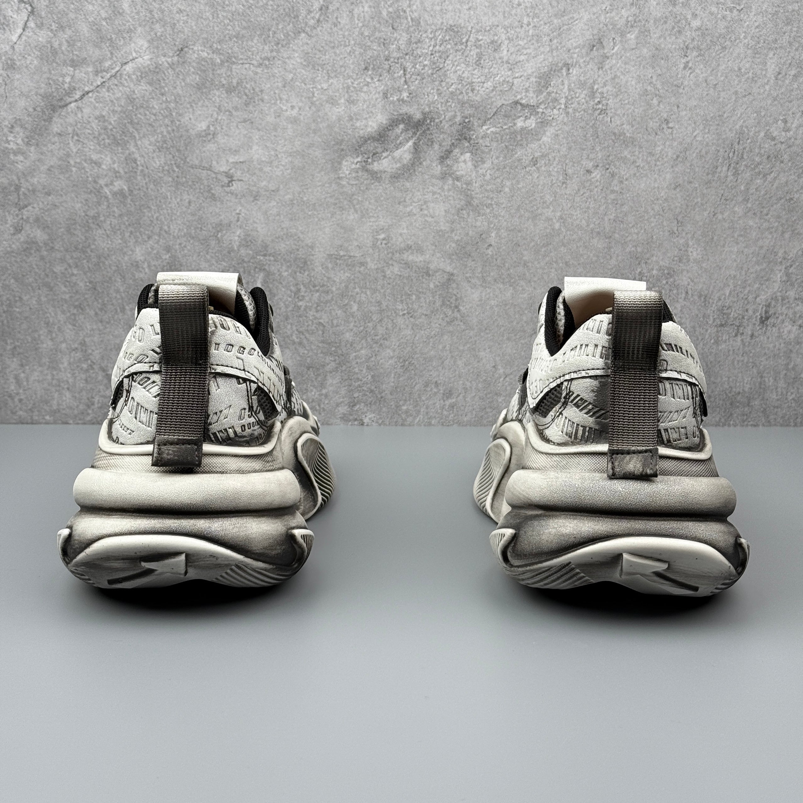 Hybriss DailyCore Black– Casual Dad Shoes