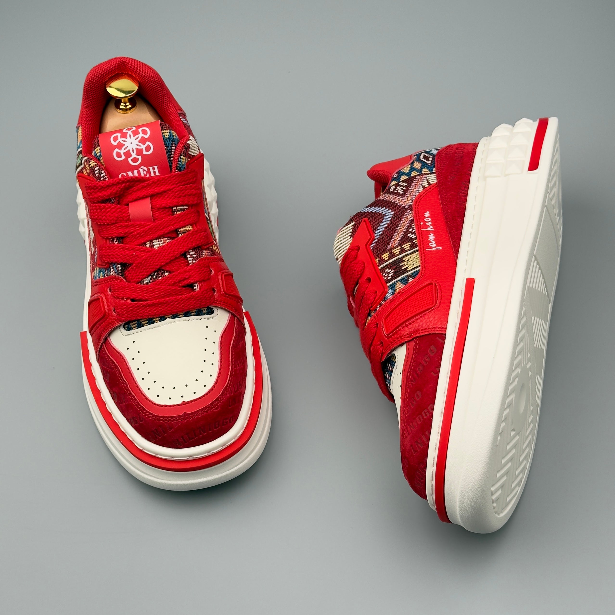 Hybriss EmbroStitch Red– Stoff & Mischmaterial Sneakers