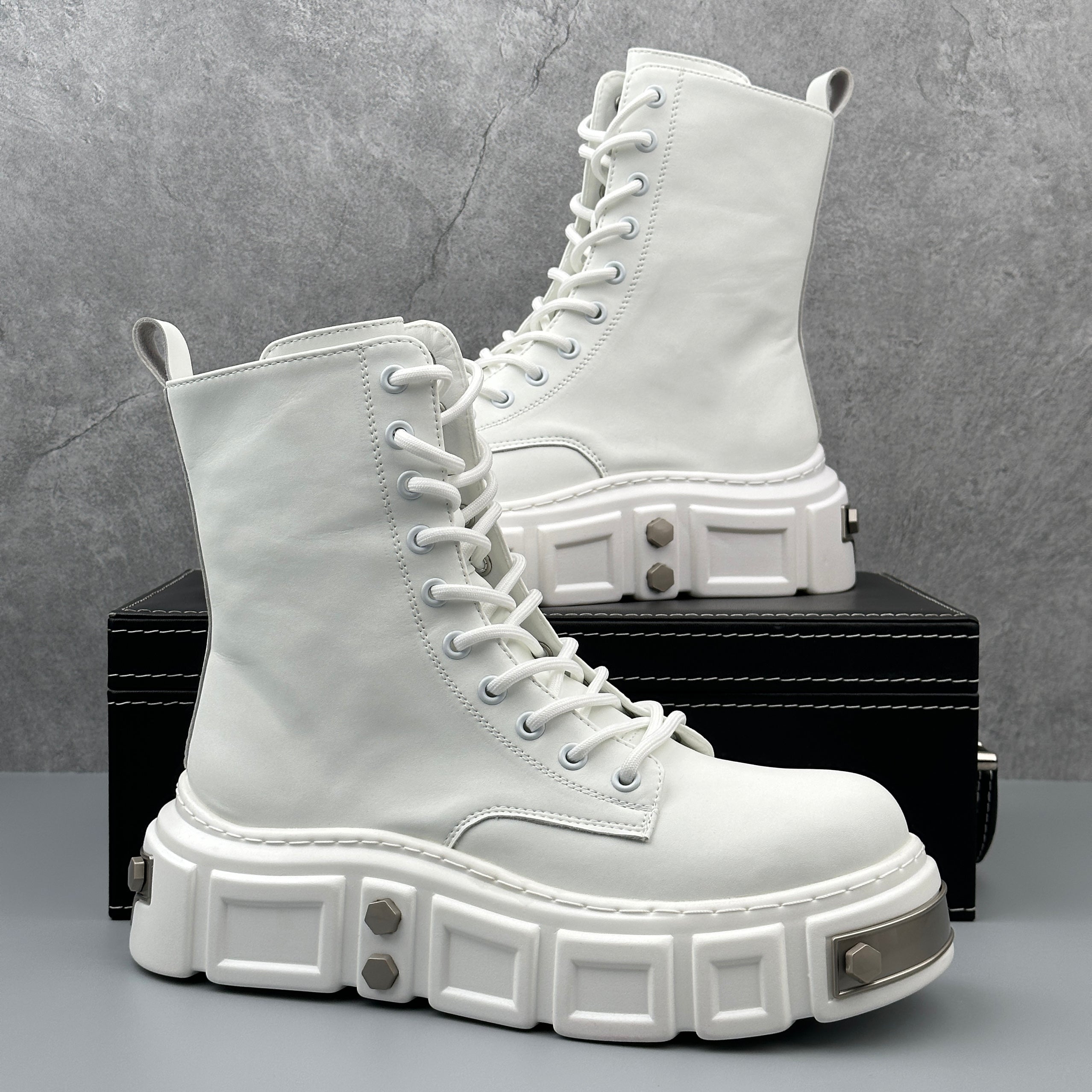 Hybriss Sovereign– European Style Martin Boots