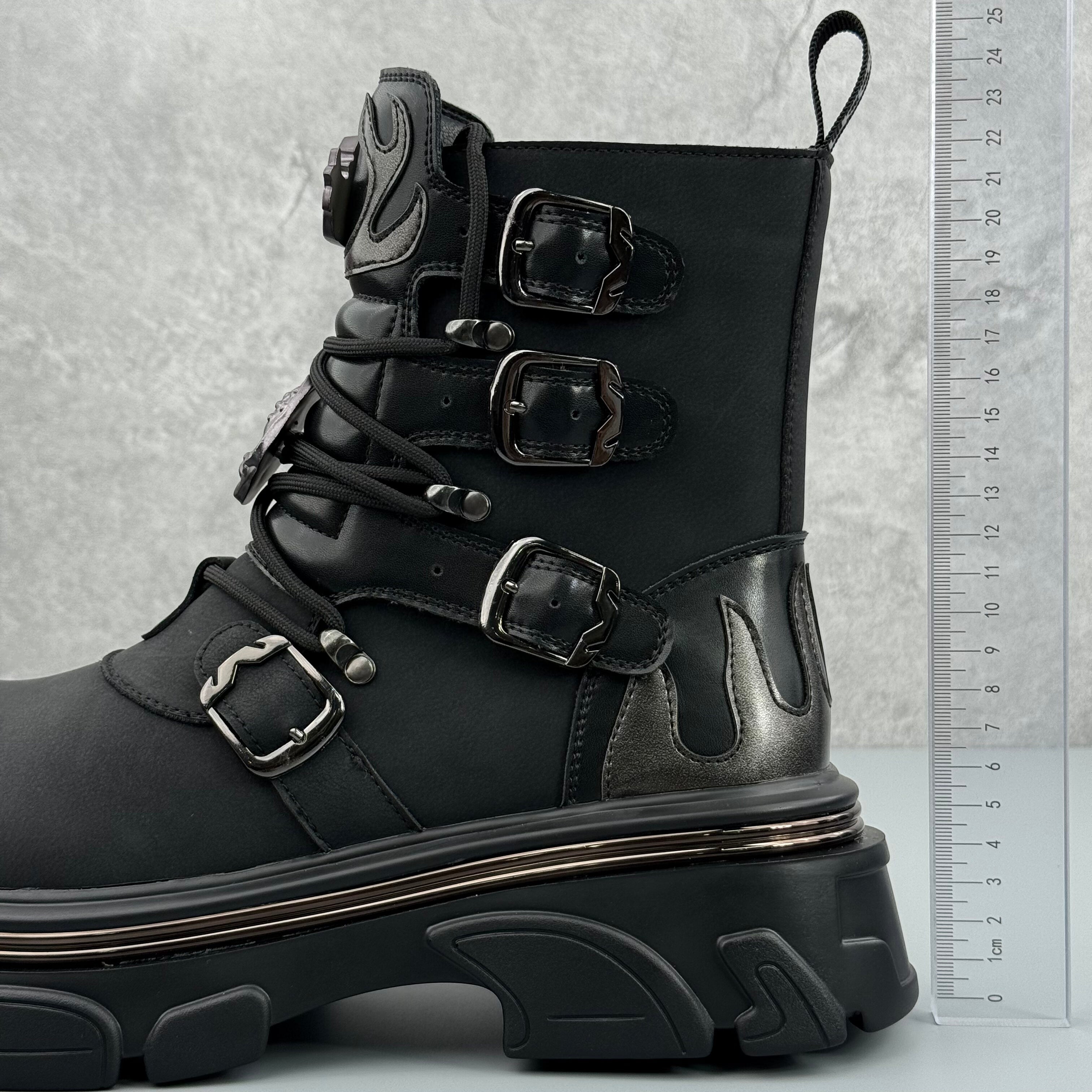 Hybriss Ravager– Punk Martin Boots