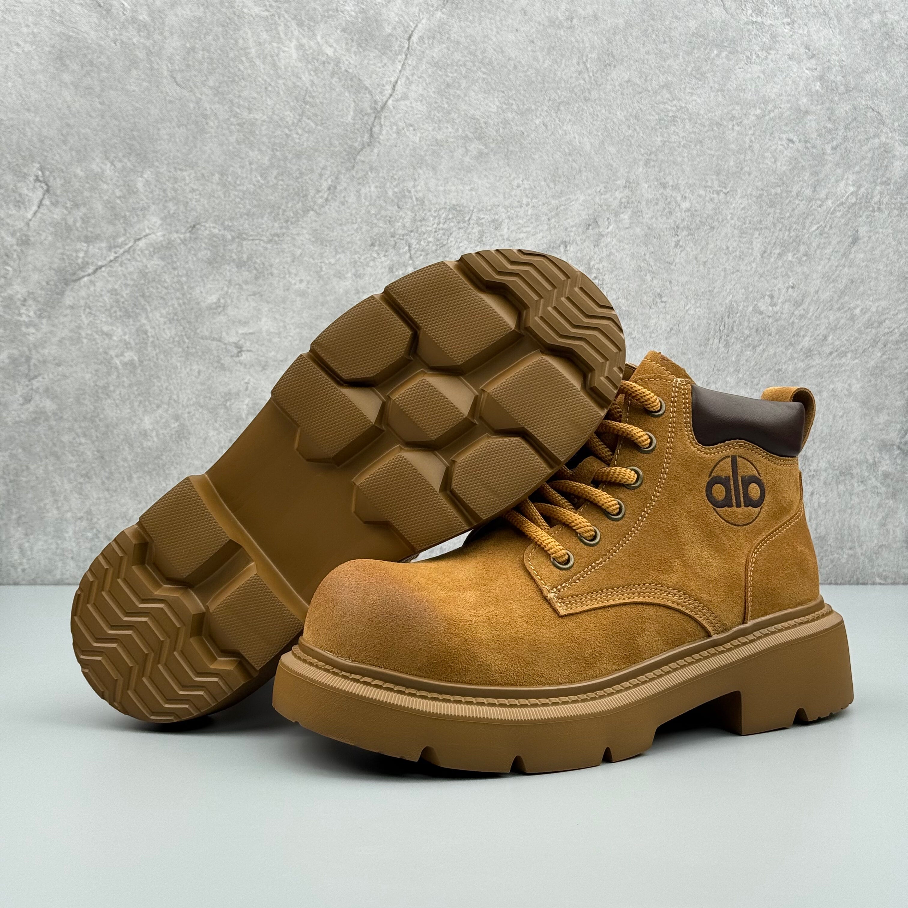 Hybriss Ember– Nubuck Martin Boots
