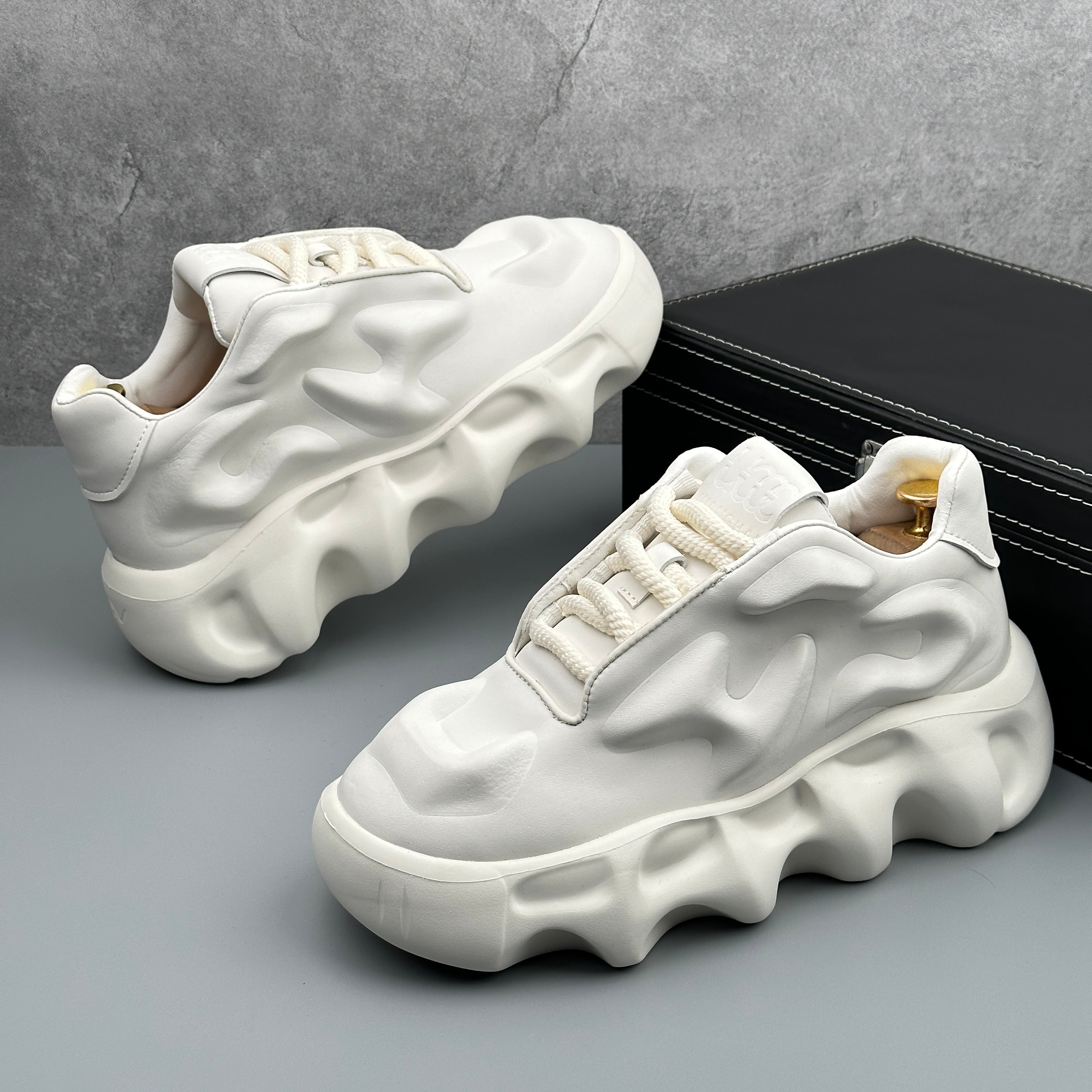 Hybriss Cabuncci Elevon White– Youth Dad Shoes