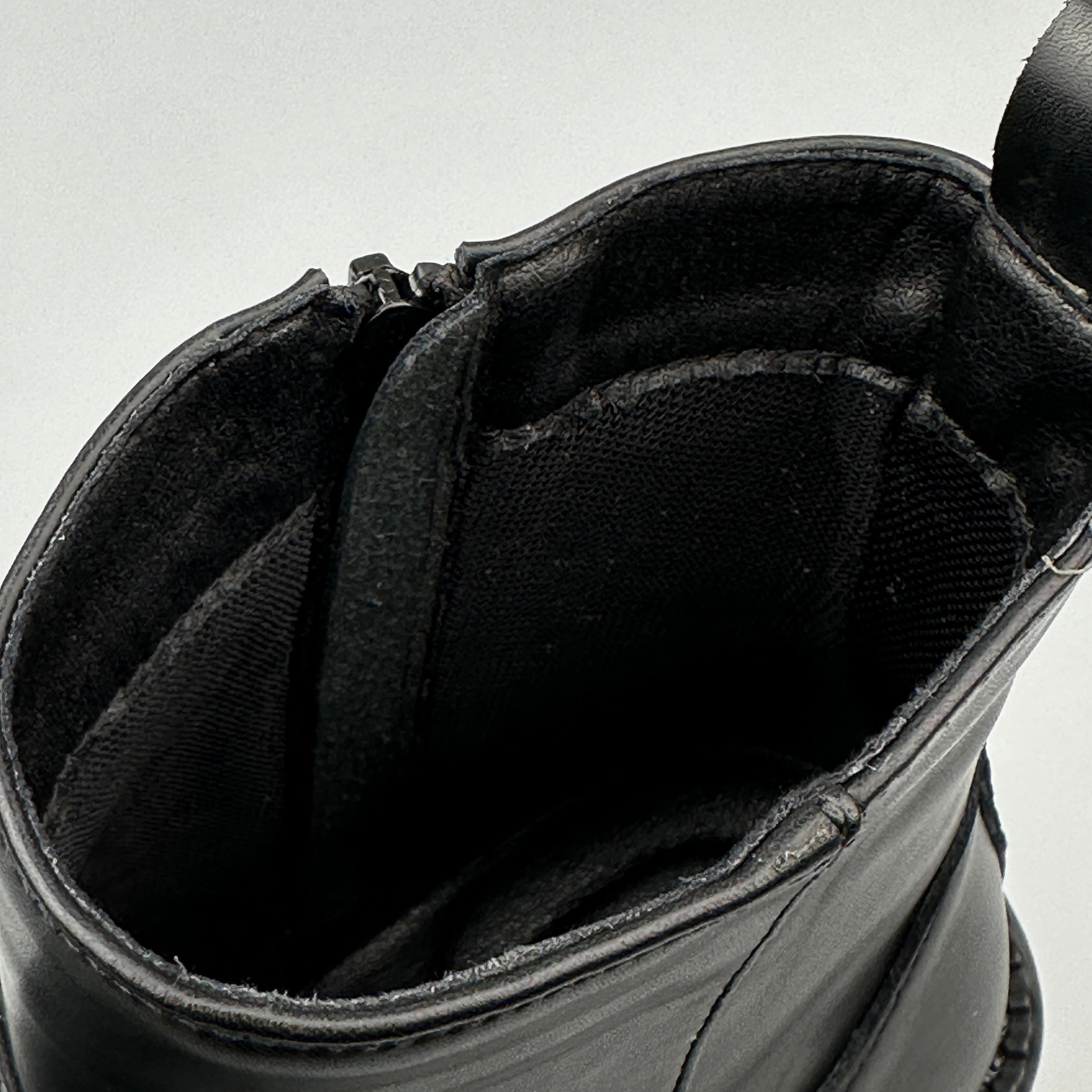 Hybriss Crest– British Style Chelsea Boots