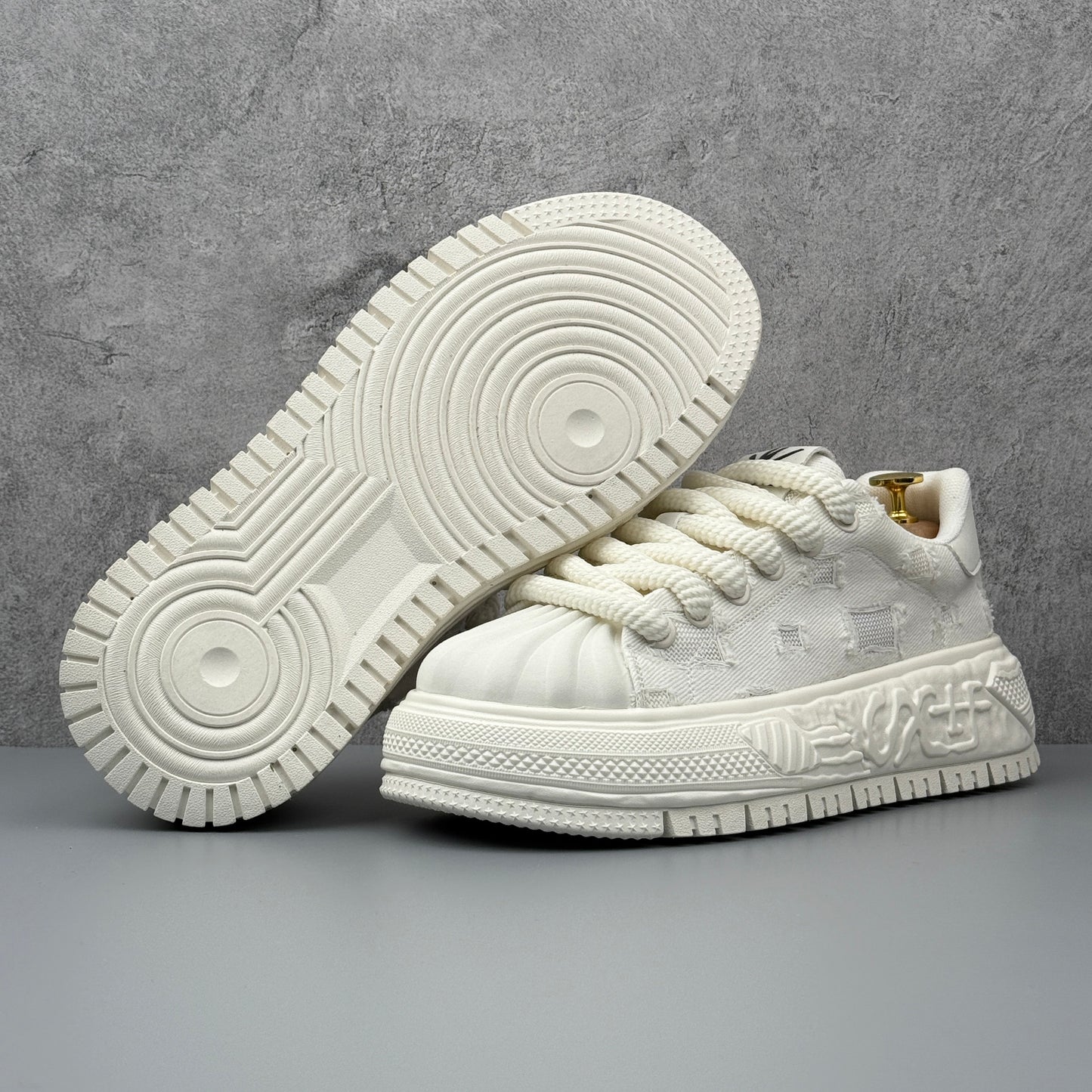 Hybriss VANDAL-X Distressed Sneaker