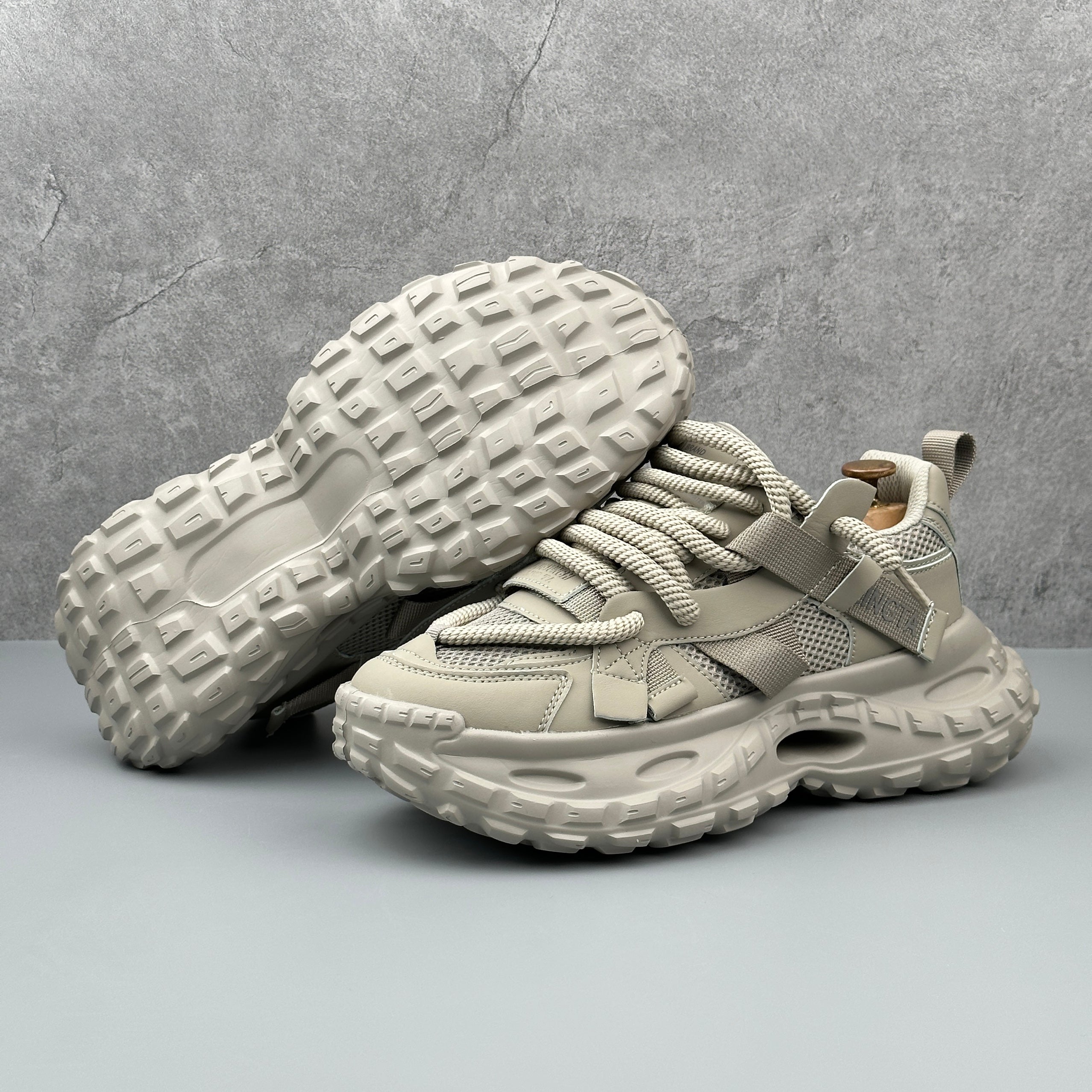 Hybriss WeaveCore Gray– Youth Dad Shoes