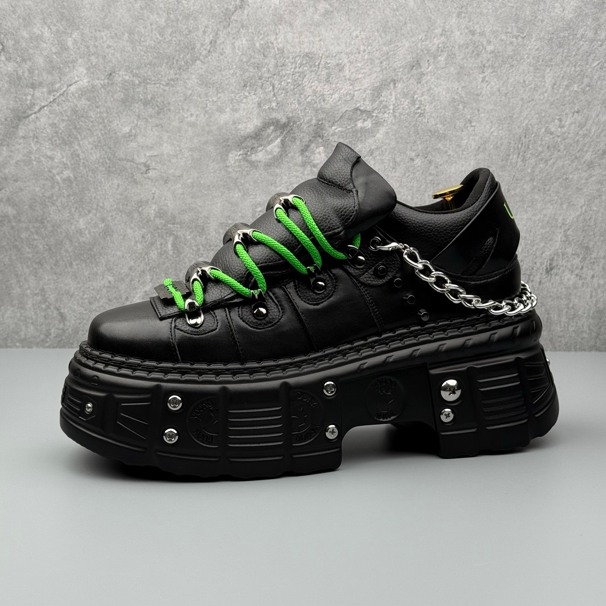 Hybriss PunkMetal Black Green– Punk Dad Shoes