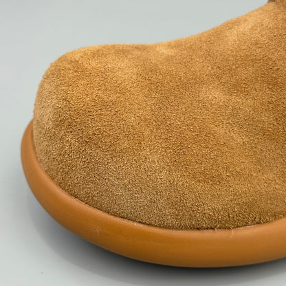 Hybriss Big-Head Suede Utility Clog