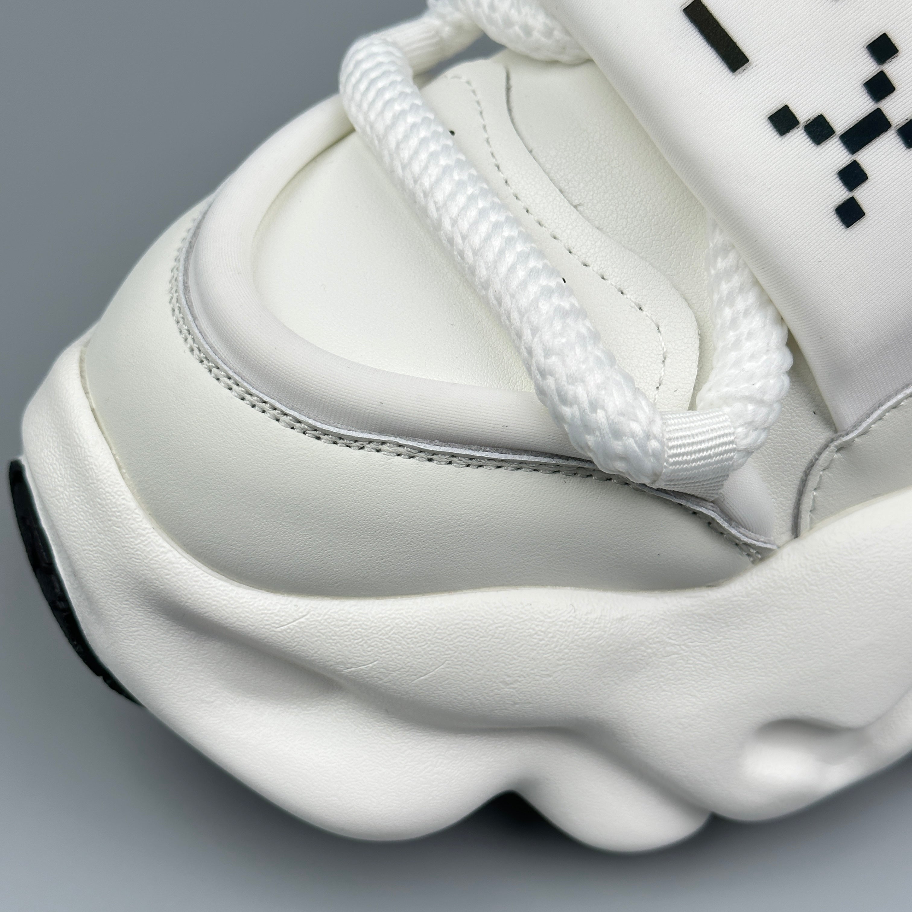 Hybriss WeaveCore White– Youth Dad Shoes