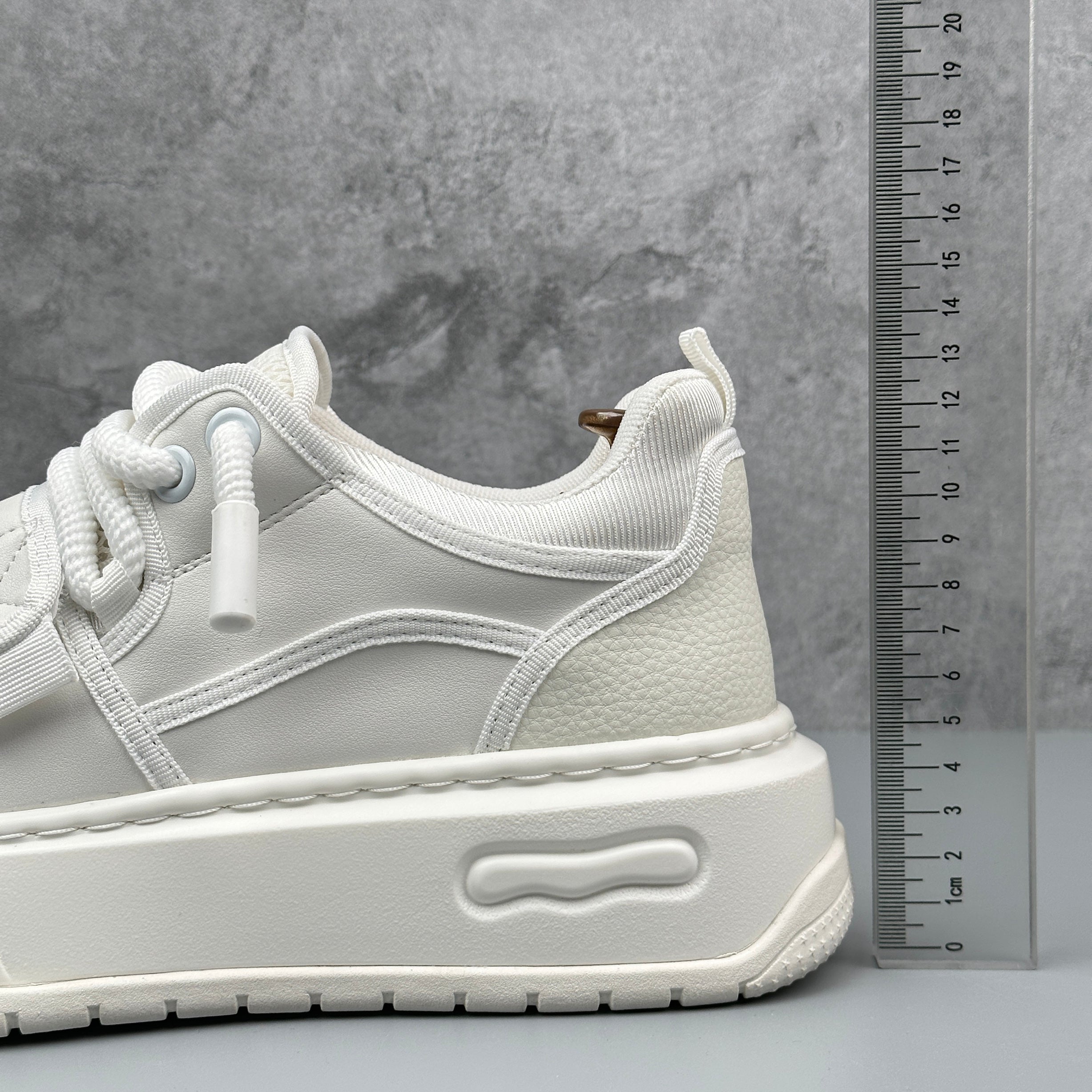 Hybriss KoreaLine – Mikrofaserleder White Shoes