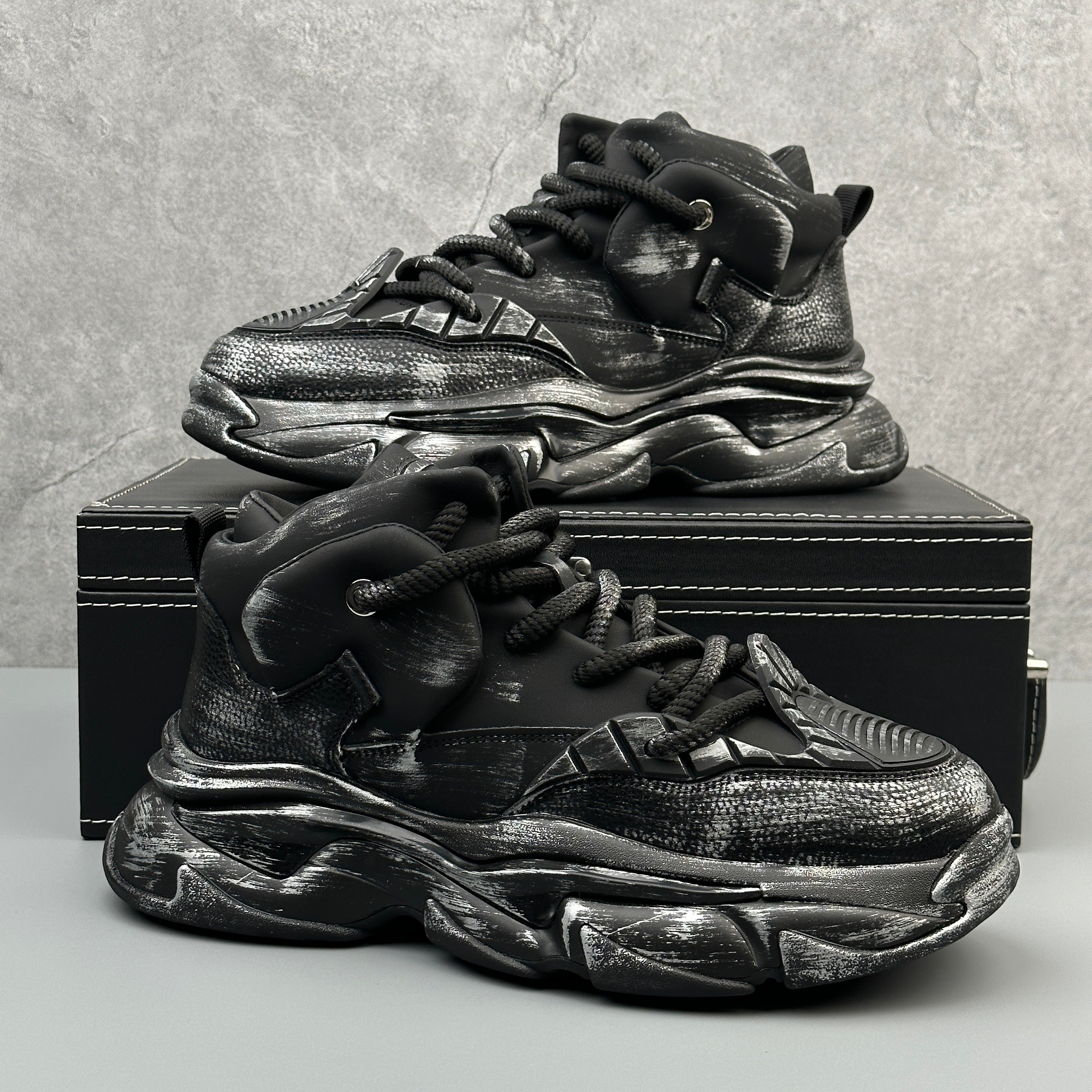 Hybriss Energetix Black powder– Youth Dad Shoes for Men